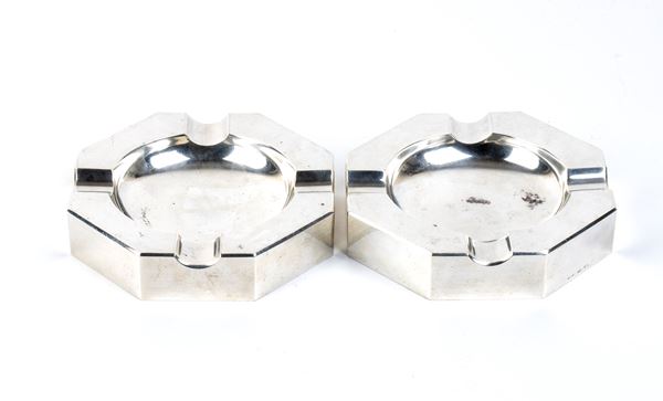 BULGARI - Coppia di posaceneri in argento