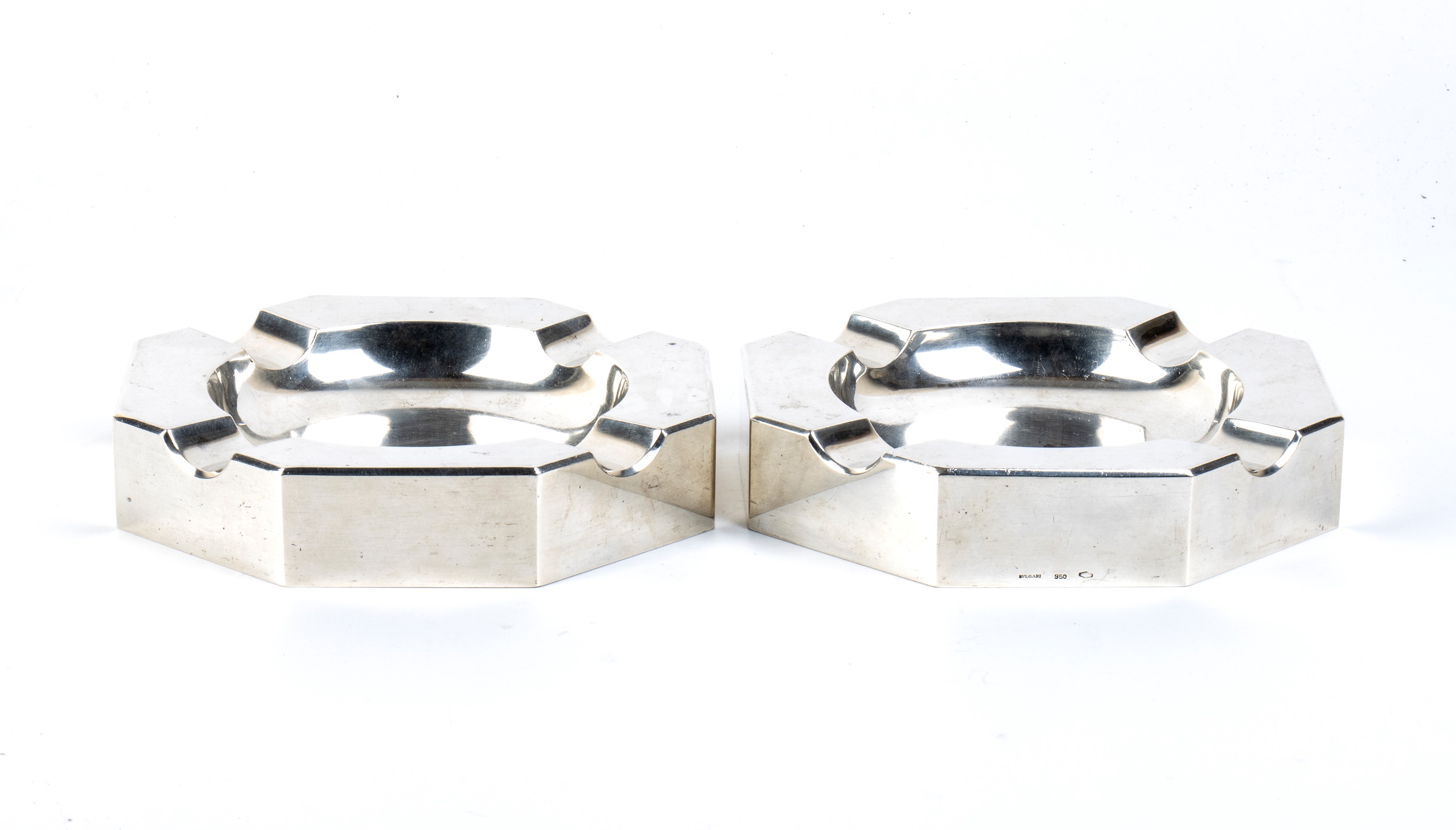 Bulgari - Coppia di posaceneri in argento 950, ottagonale
