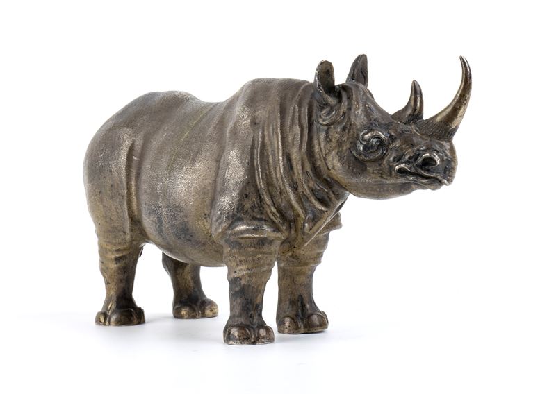 Rinoceronte in argento, fusione e cesellatura naturalistica (argento 800/1000)