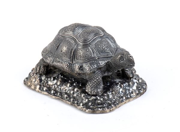 Tartaruga in argento