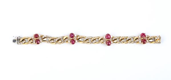 Bracciale in oro con rubini e diamanti   