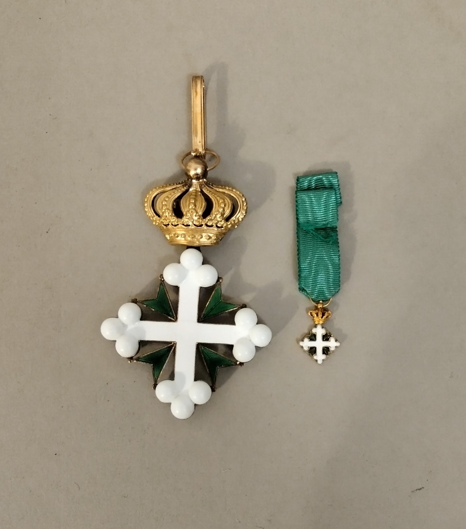 Croce di Commendatore in oro e smalti policromi, primo quarto XX secolo