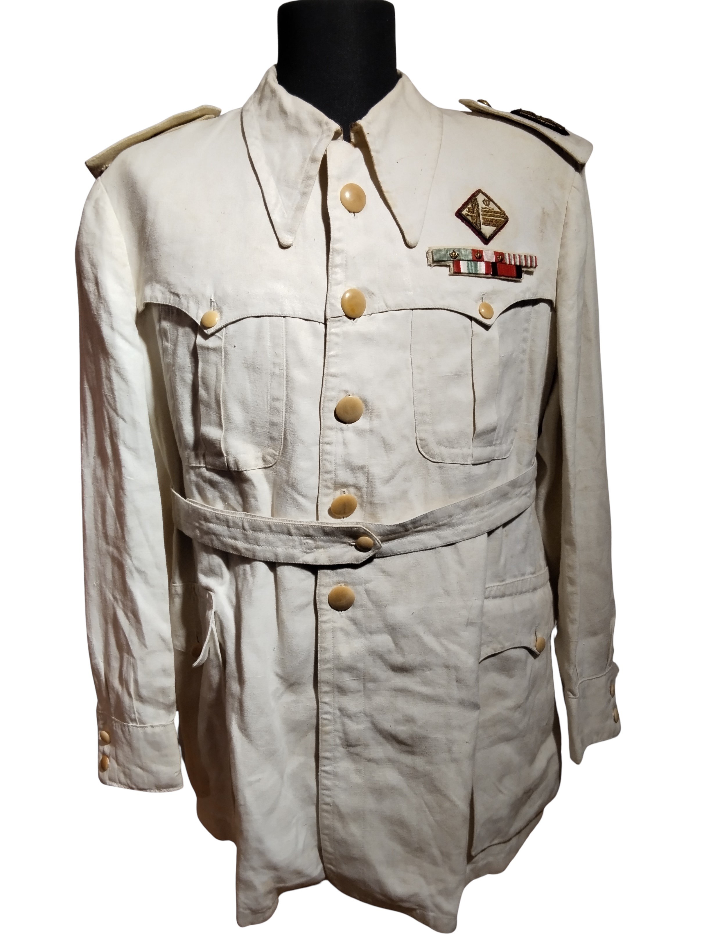 Uniforme estiva per un dirigente del PNF