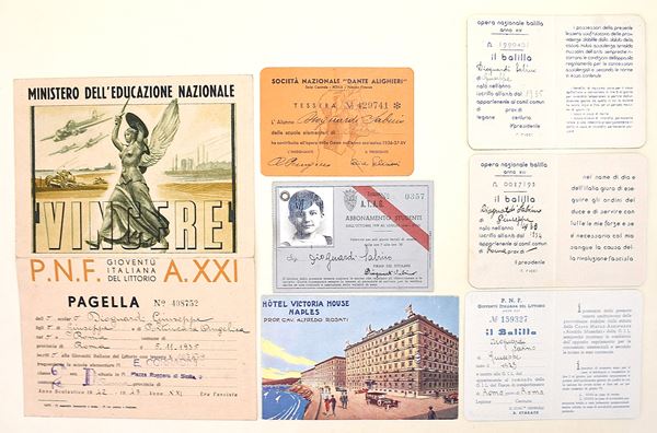 Tessere e una pagella dell'epoca fascista