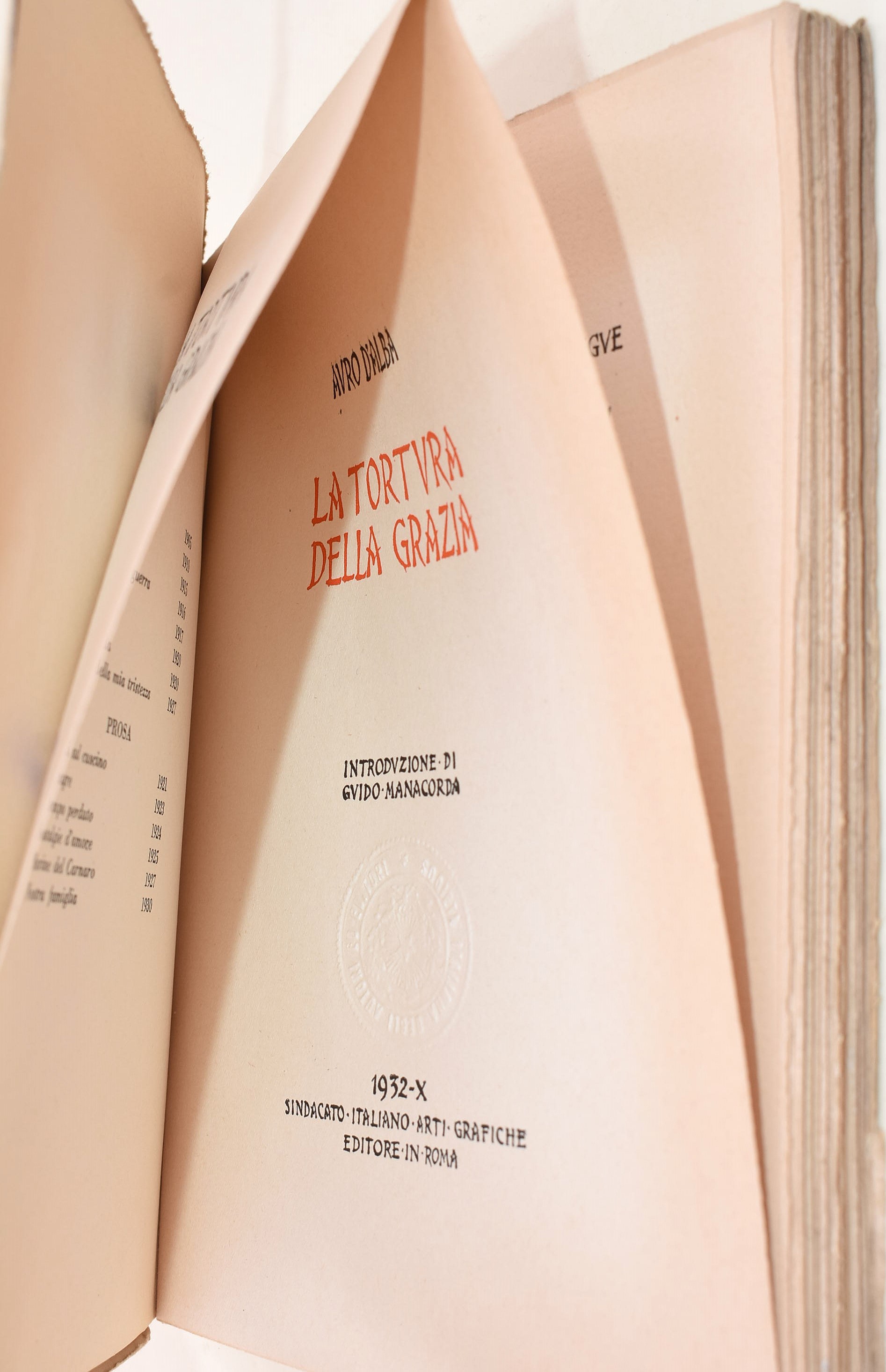 D'Alba, La tortura della grazia
