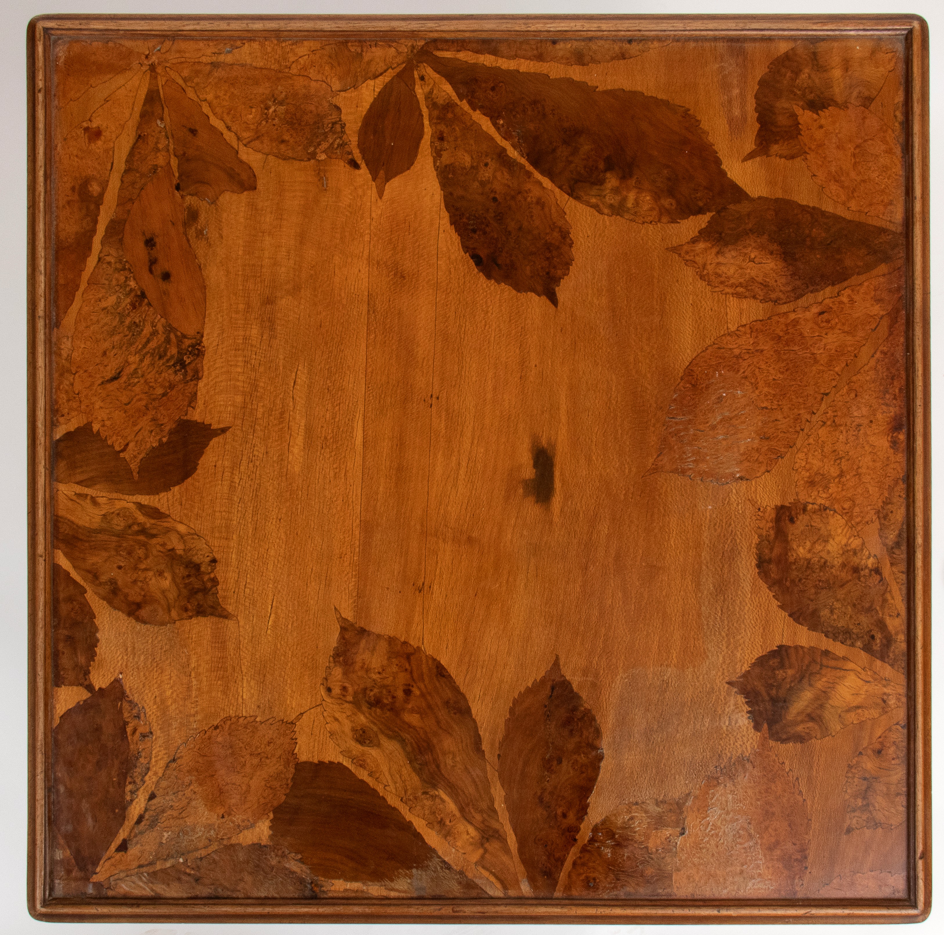 Tavolino Art Nouveau