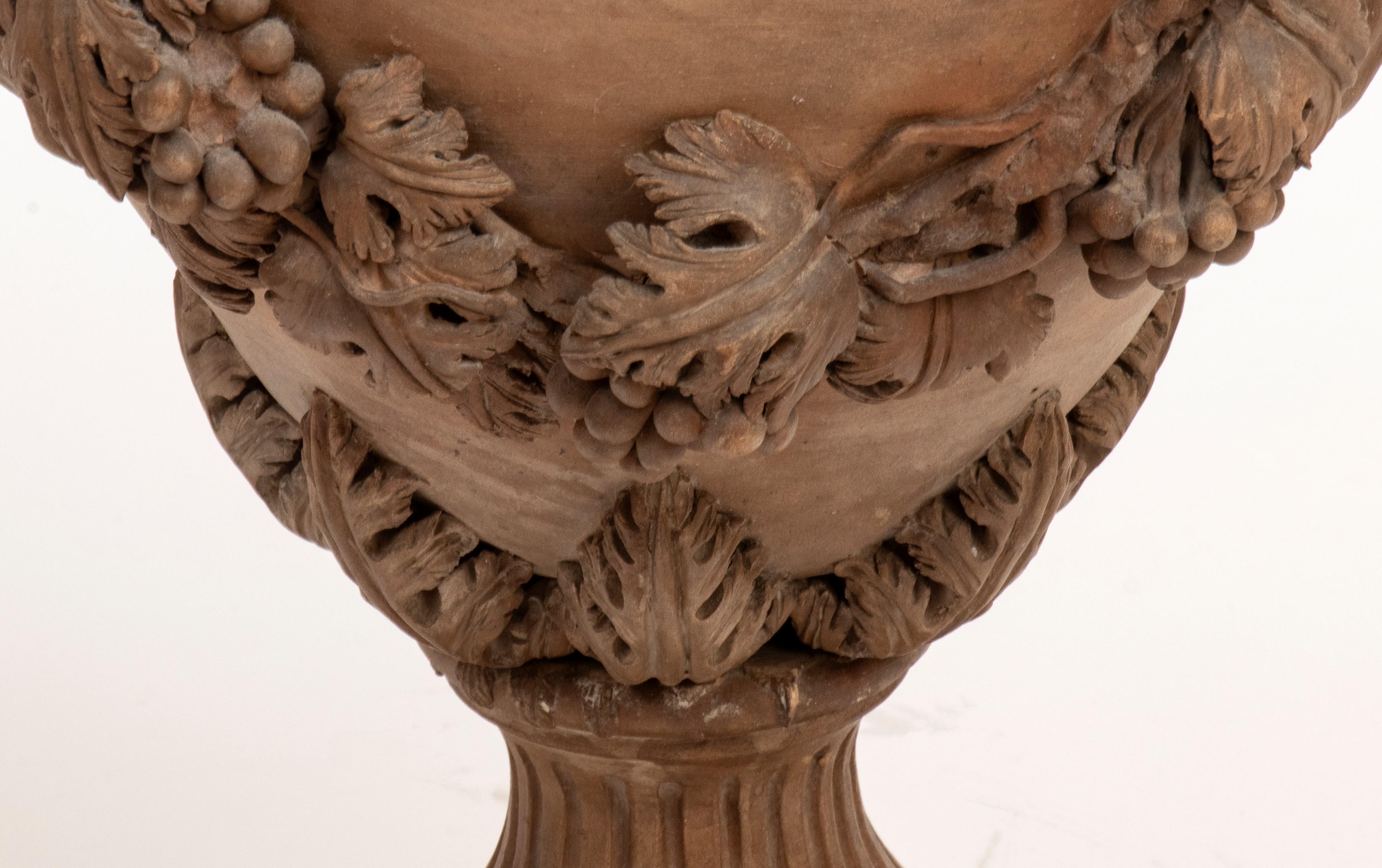 Bongiovanni Vaccaro - Vaso ad urna in terracotta di gusto neoclassico