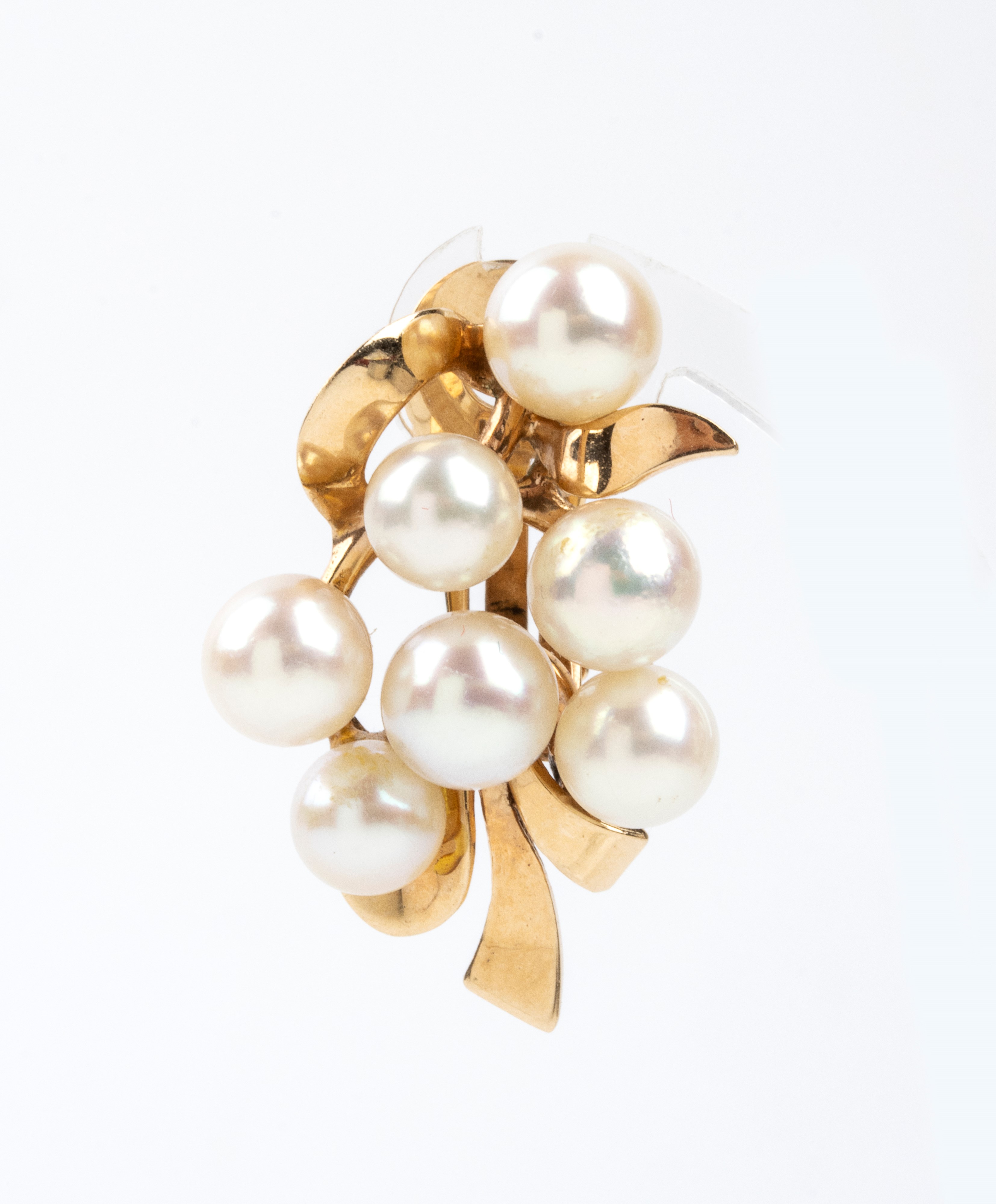 Orecchini a clip, Paio di orecchini con perle coltivate d'acqua salata in oro giallo 14k (anni '5...