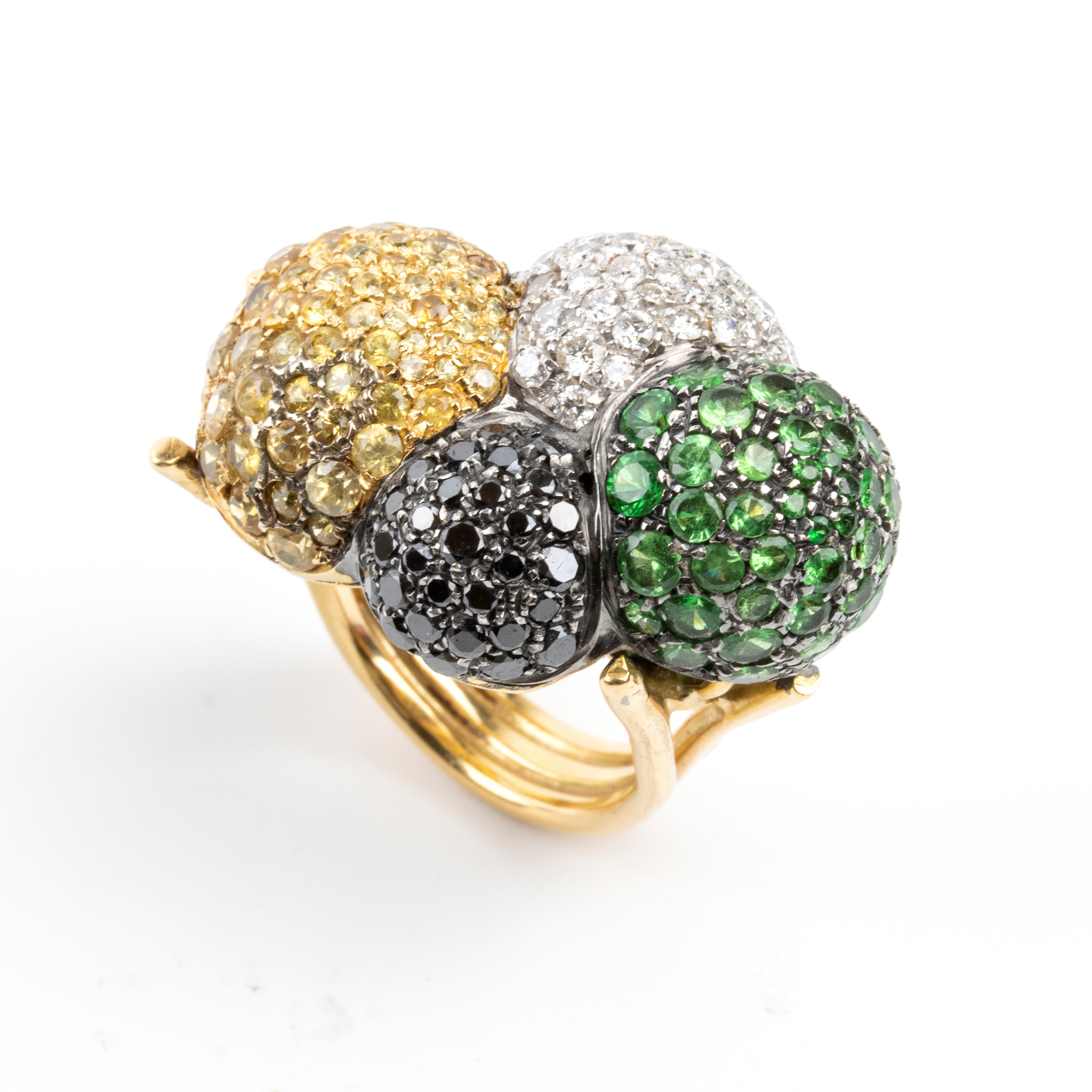 Anni '60, anello in oro giallo con diamanti, peridoti e quarzi citrini