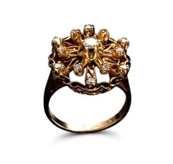 Anello vintage in oro con brillanti