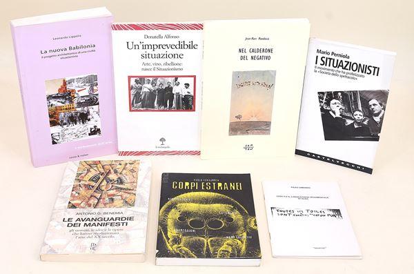 6 volumi e un opuscolo sul Situaziosmo