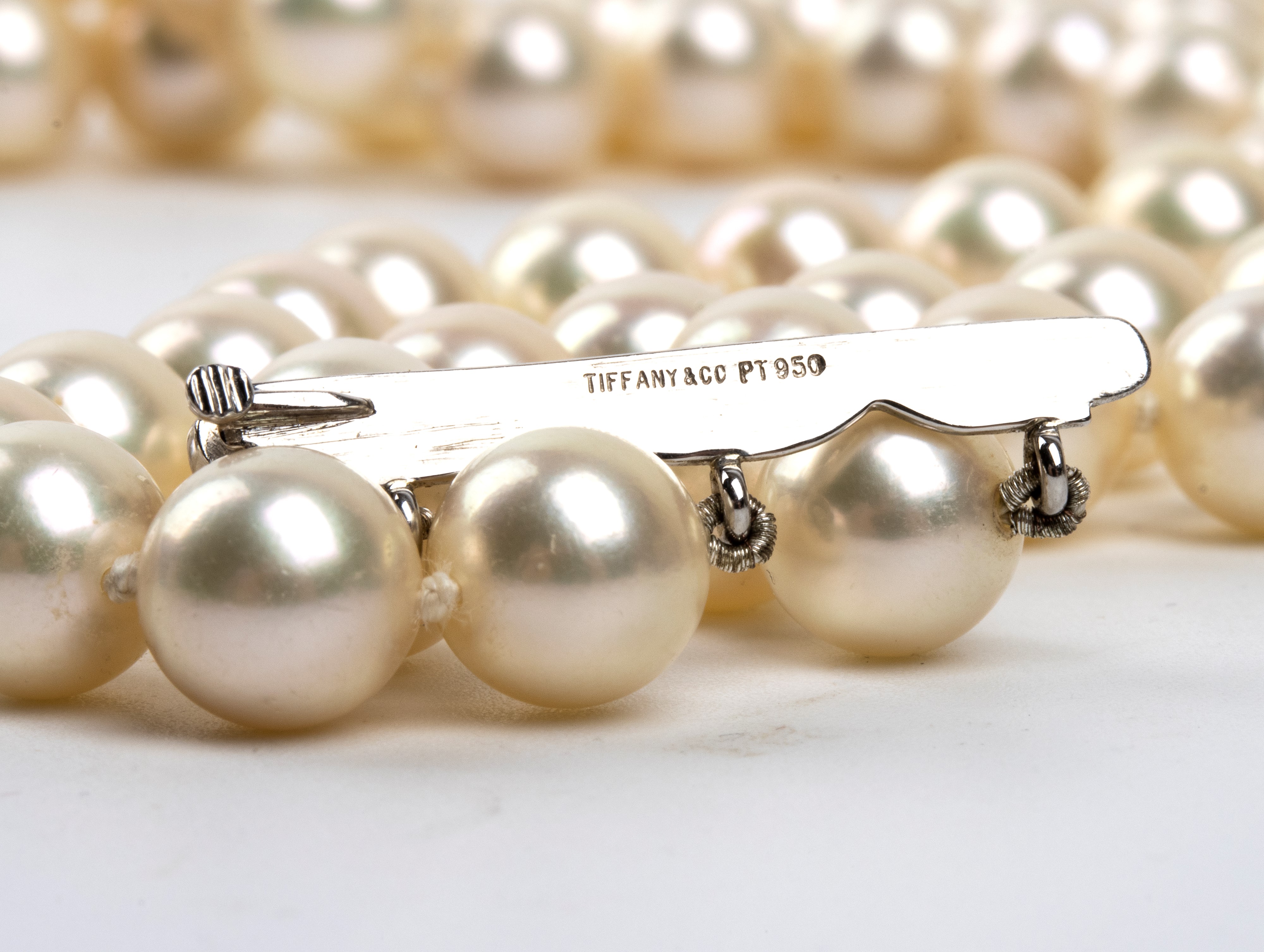 Parure Dragonfly con orecchini e collana in platino, diamanti e perle