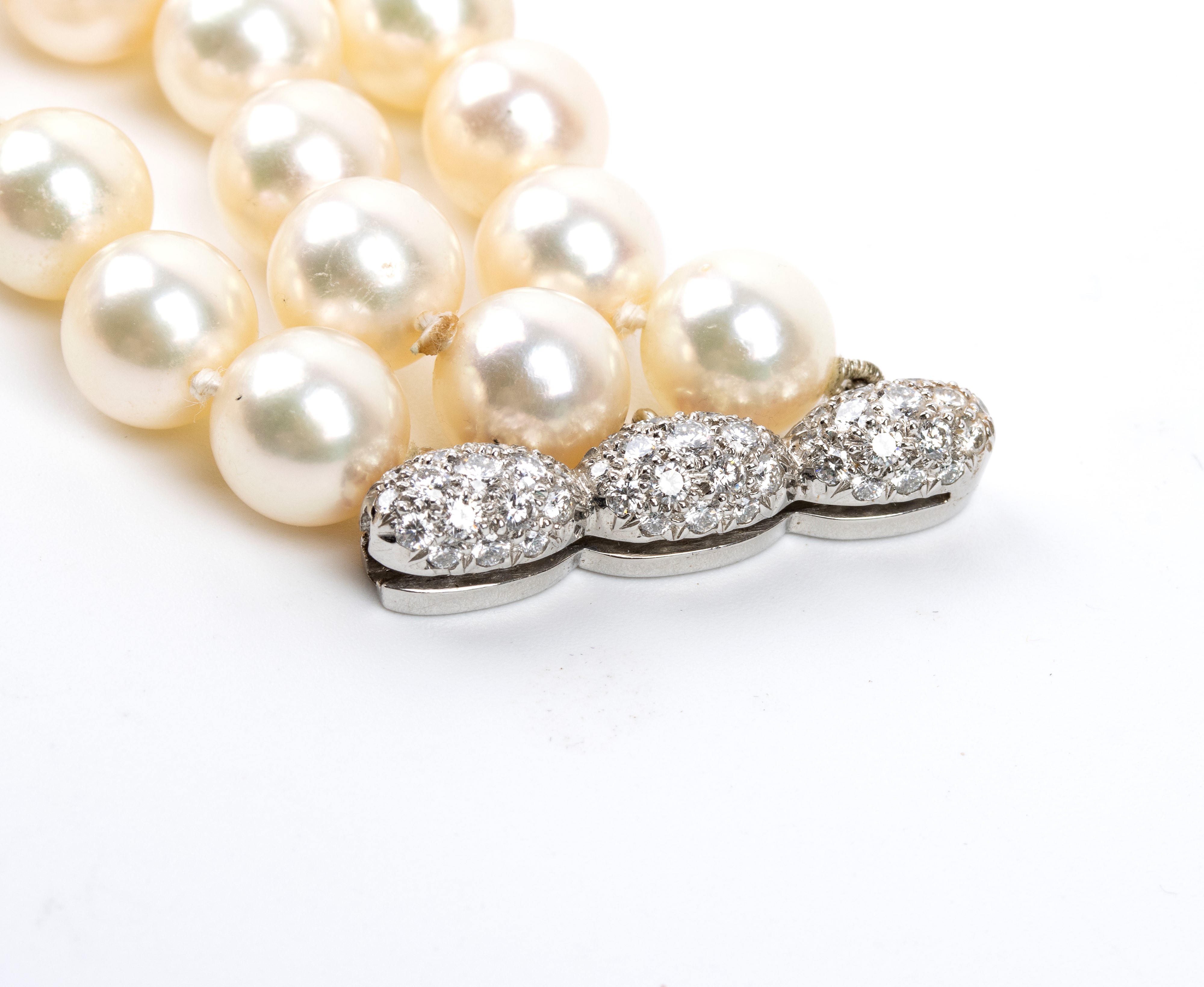 Parure Dragonfly con orecchini e collana in platino, diamanti e perle