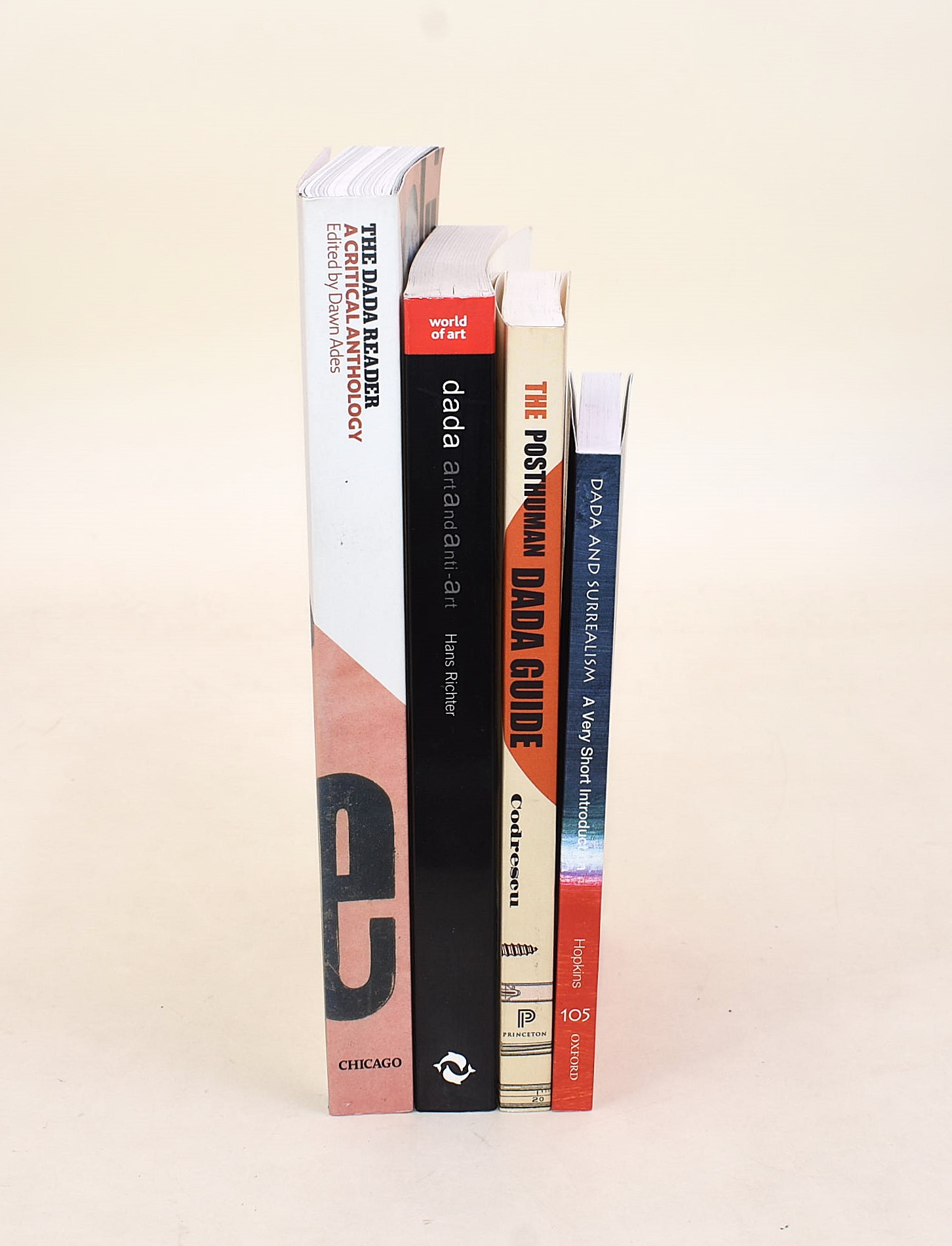 Diverse Autore, Volumi su Dada e Surrealismo: Quattro opere significative