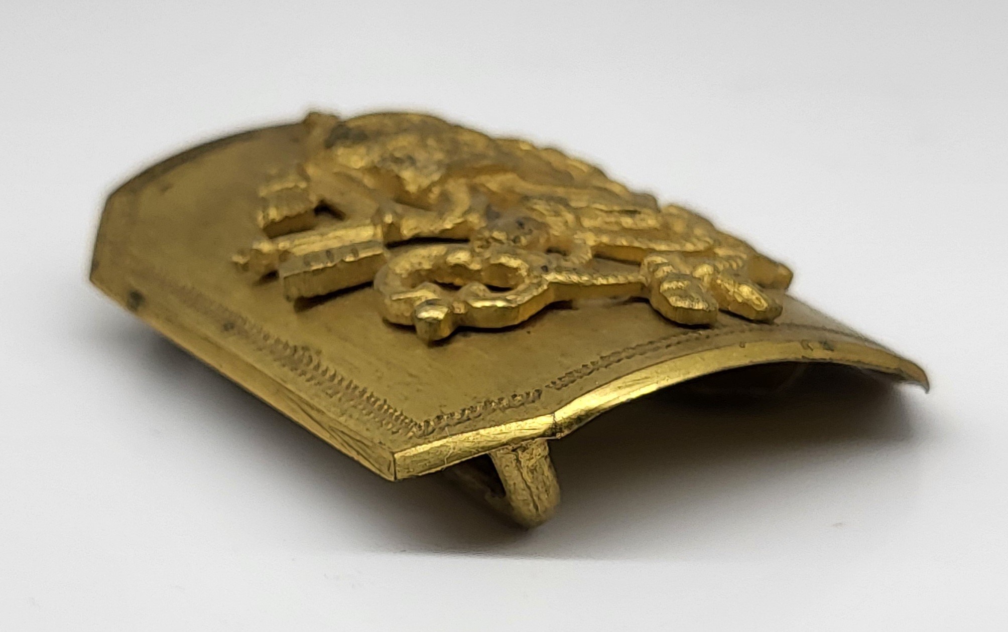Fibbia in bronzo dorato per cintura di uniforme della fanteria pontificia, Pio IX, 1850 ca.