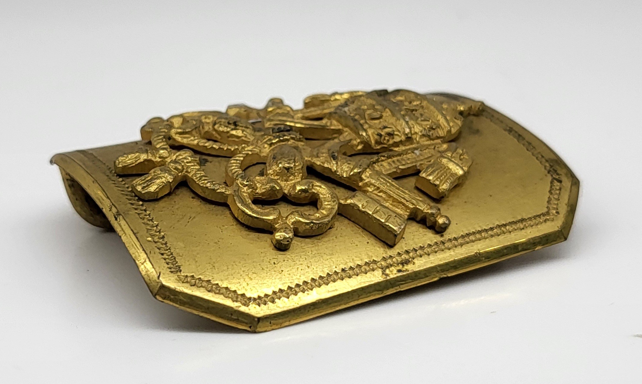 Fibbia in bronzo dorato per cintura di uniforme della fanteria pontificia, Pio IX, 1850 ca.