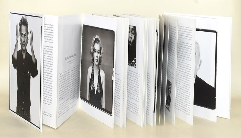 Richard Avedon, Ritratti (2003), edizione illustrata concertina con cofanetto