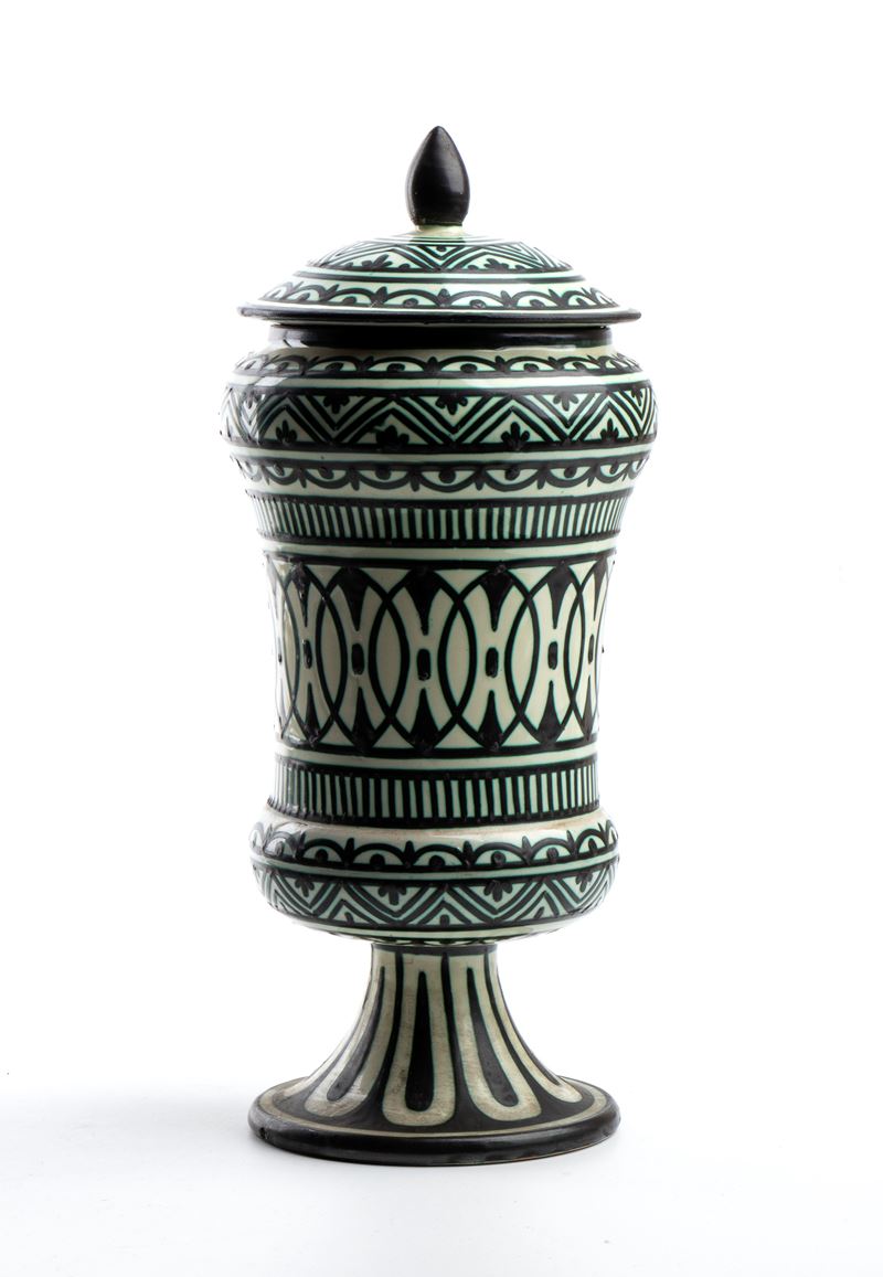 Vasetto con coperchio