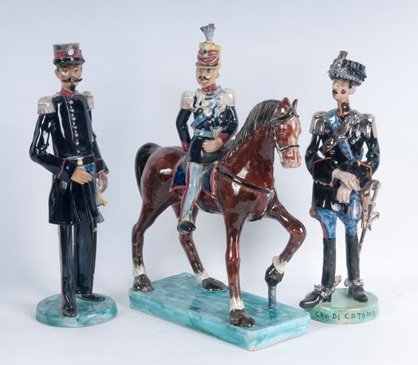 Lotto di tre ceramiche policrome