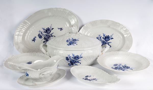 Servito in porcellana bianca 