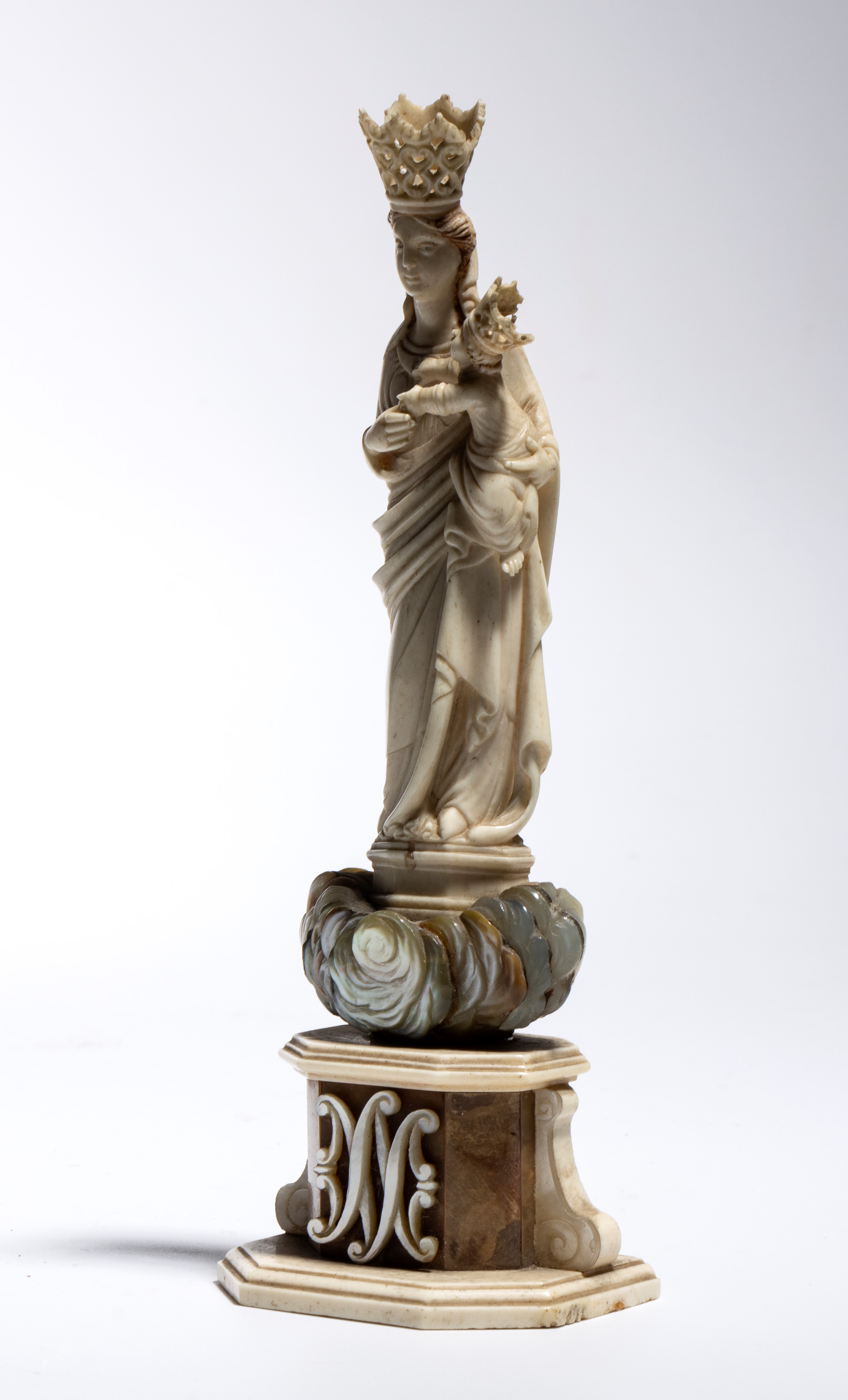 Scultura devozionale, Madonna di Trapani in avorio, fine XVII-inizio XVIII secolo