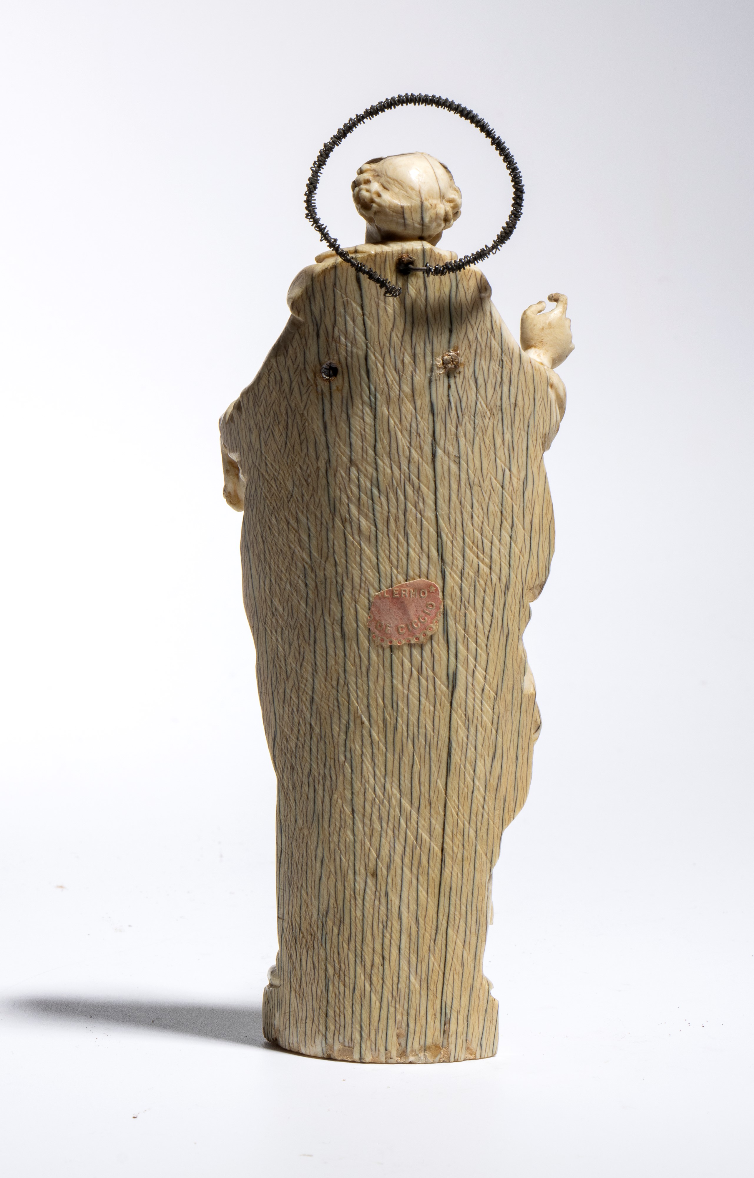 Scultura devozionale, San Tommaso d’Aquino, scultura in avorio a tutto tondo (Sicilia, fine XVII-...