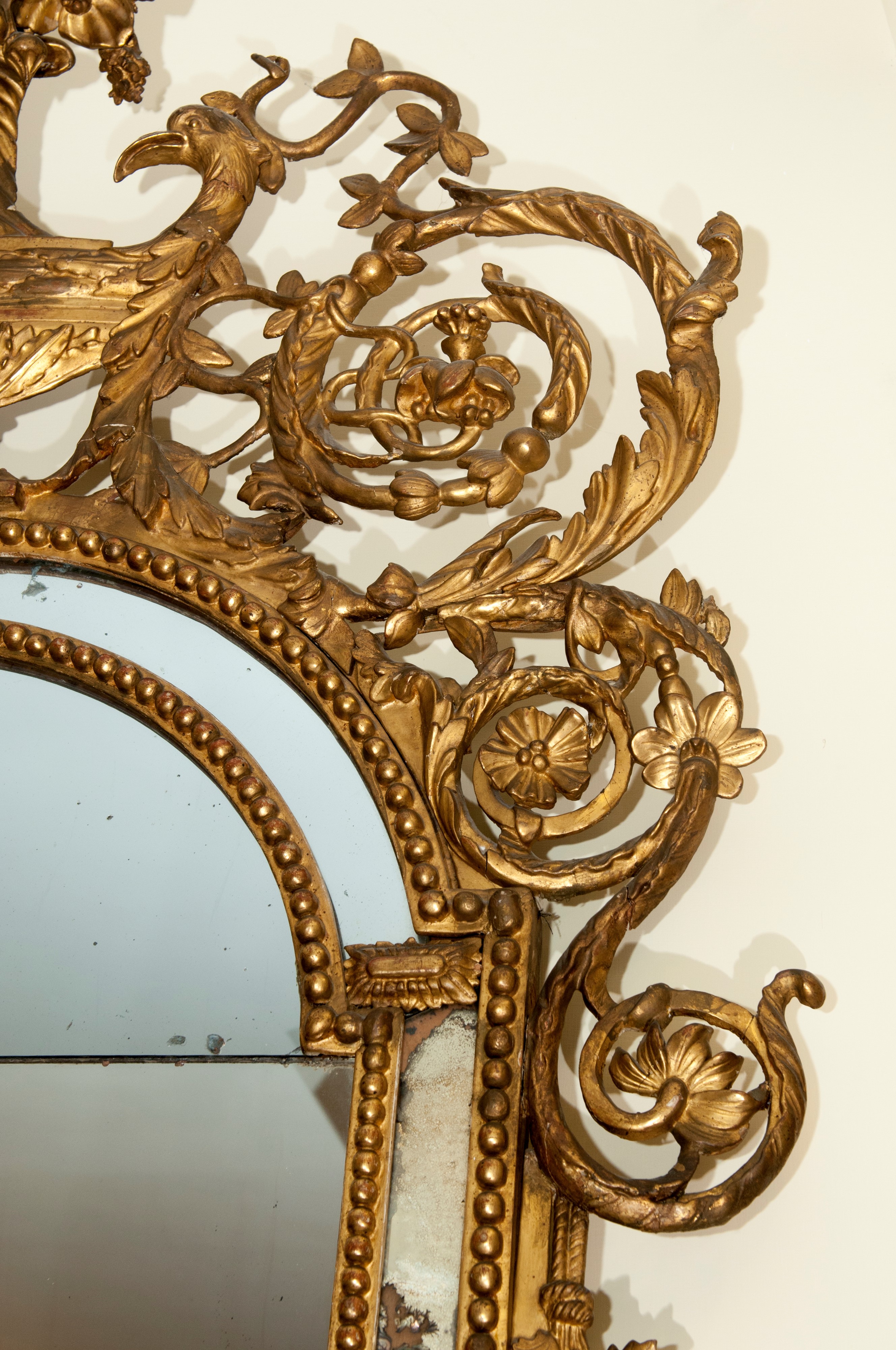 Specchiera da parete in legno dorato, XIX secolo