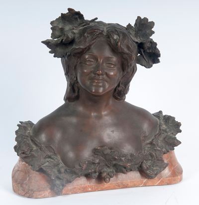 Scultore anonimo, Baccante in bronzo su base in marmo breccia delle Alpi