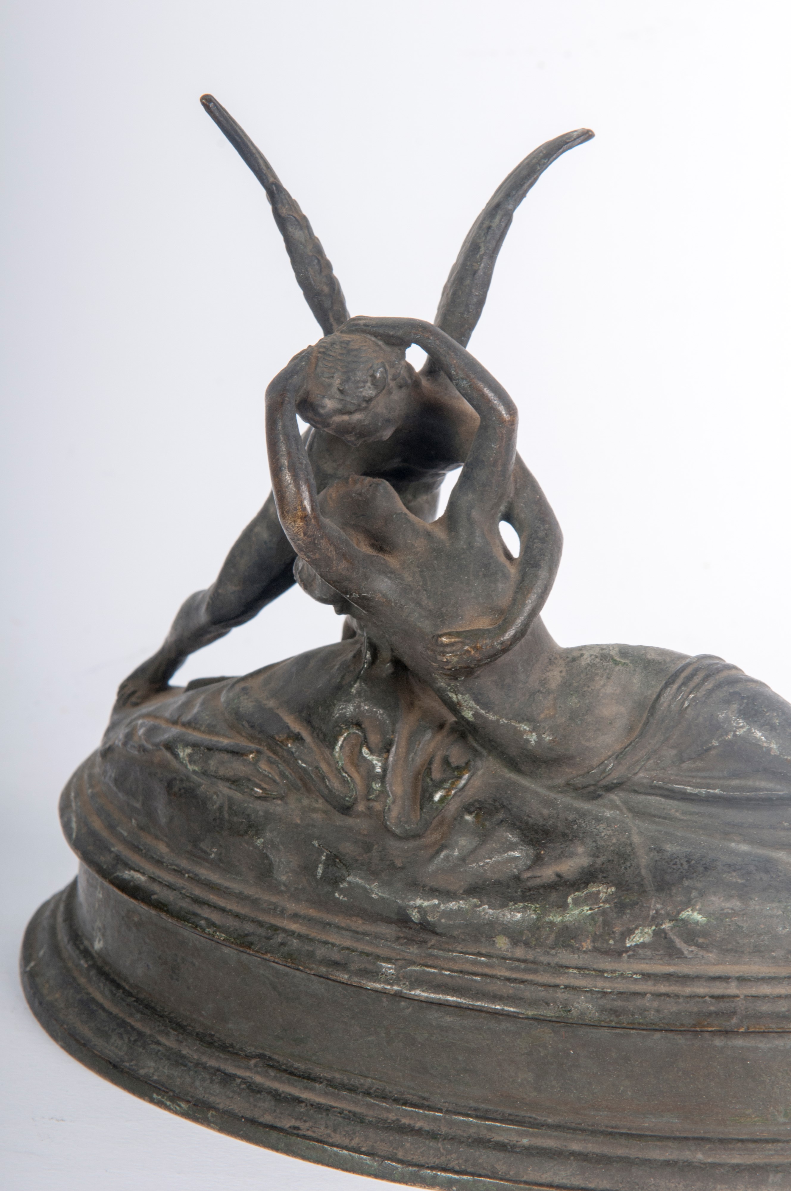 Scultore del XIX secolo, Amore e Psiche, scultura in bronzo