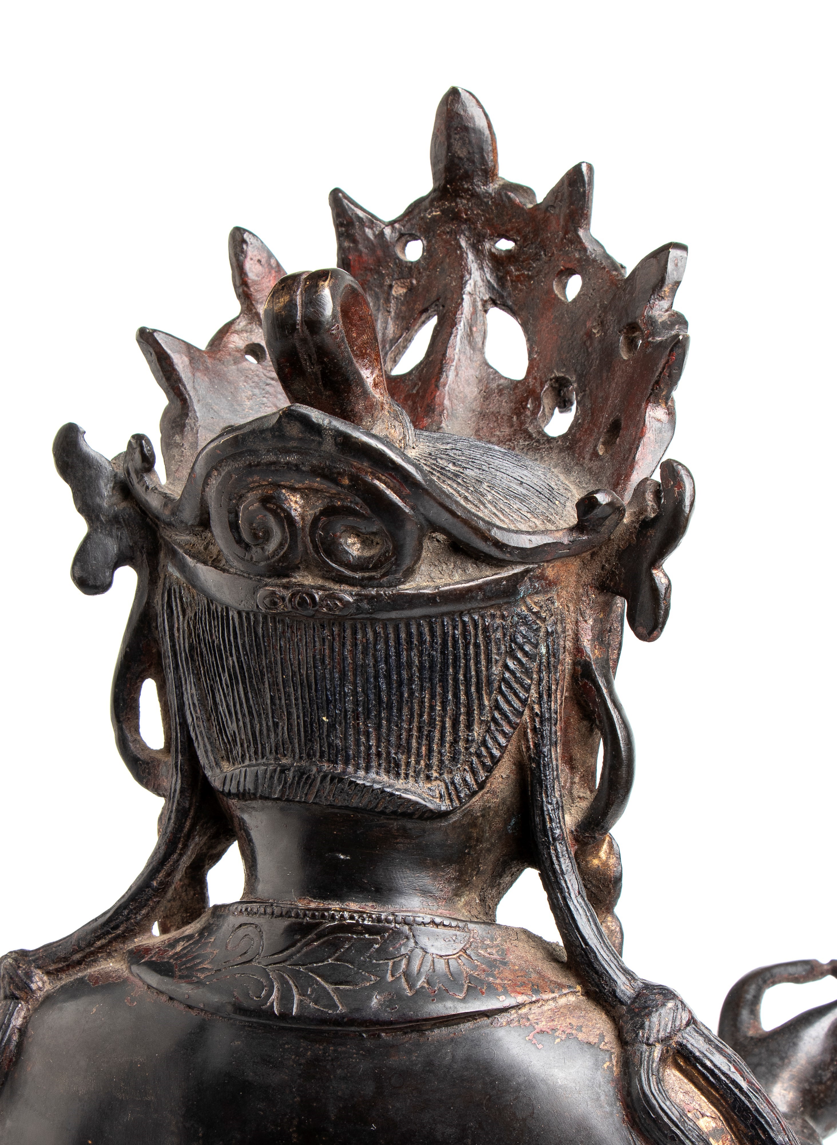 Figura in bronzo di Bodhisattva su insolita base a forma di petali di loto a più livelli