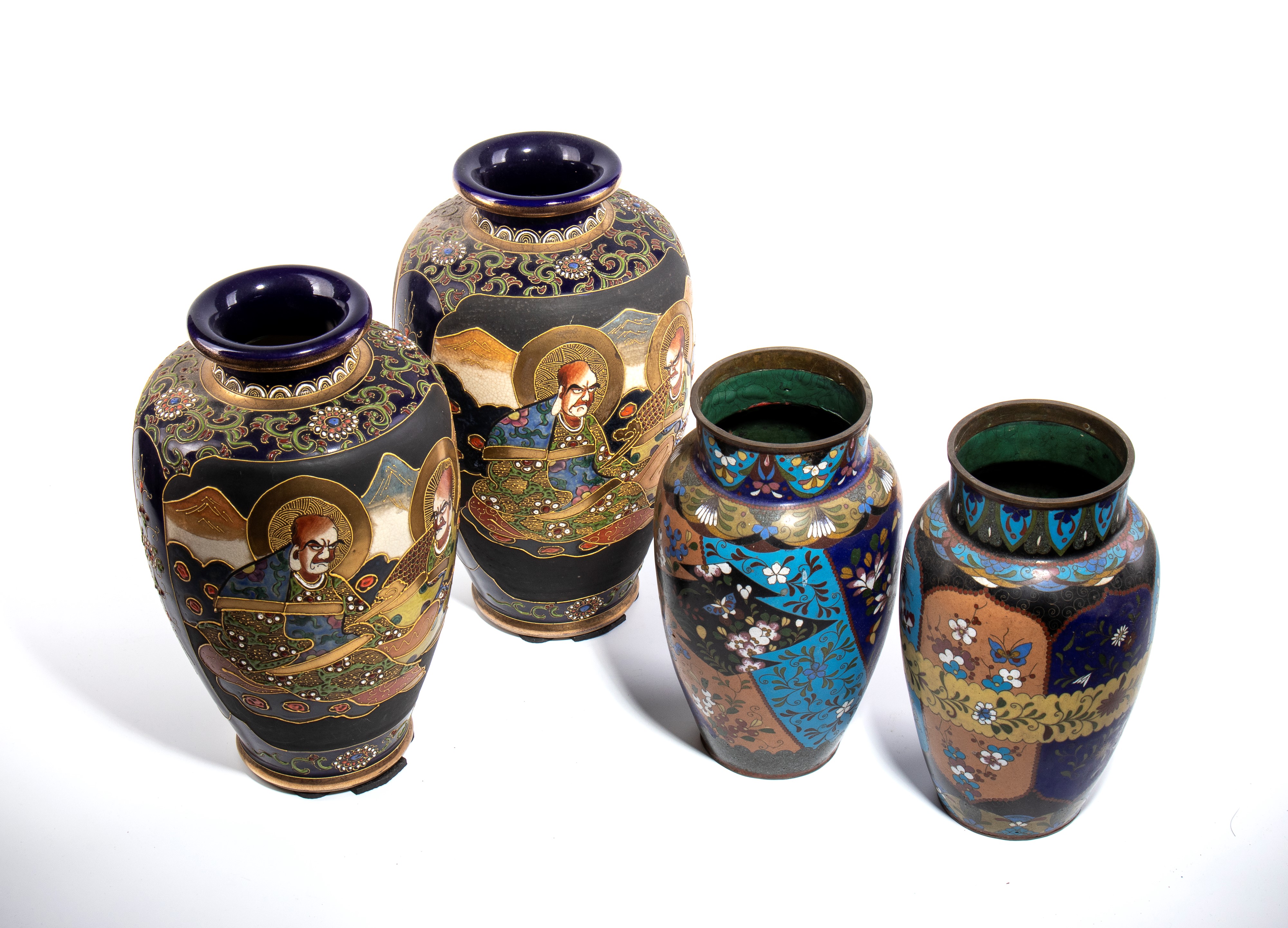 Loto di vasi Satsuma, Giappone