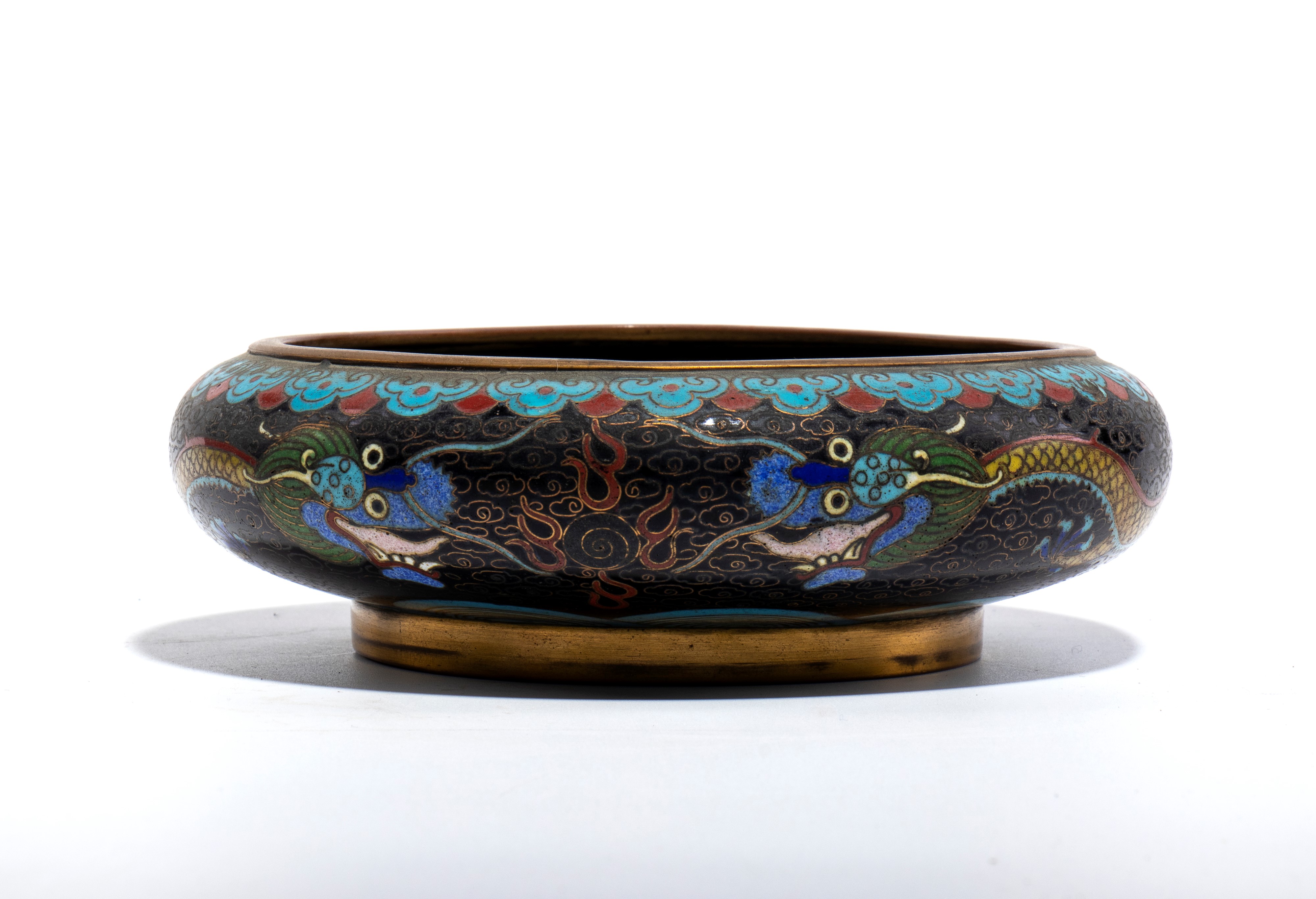 Ciotola, cloisonné con drago, Cina