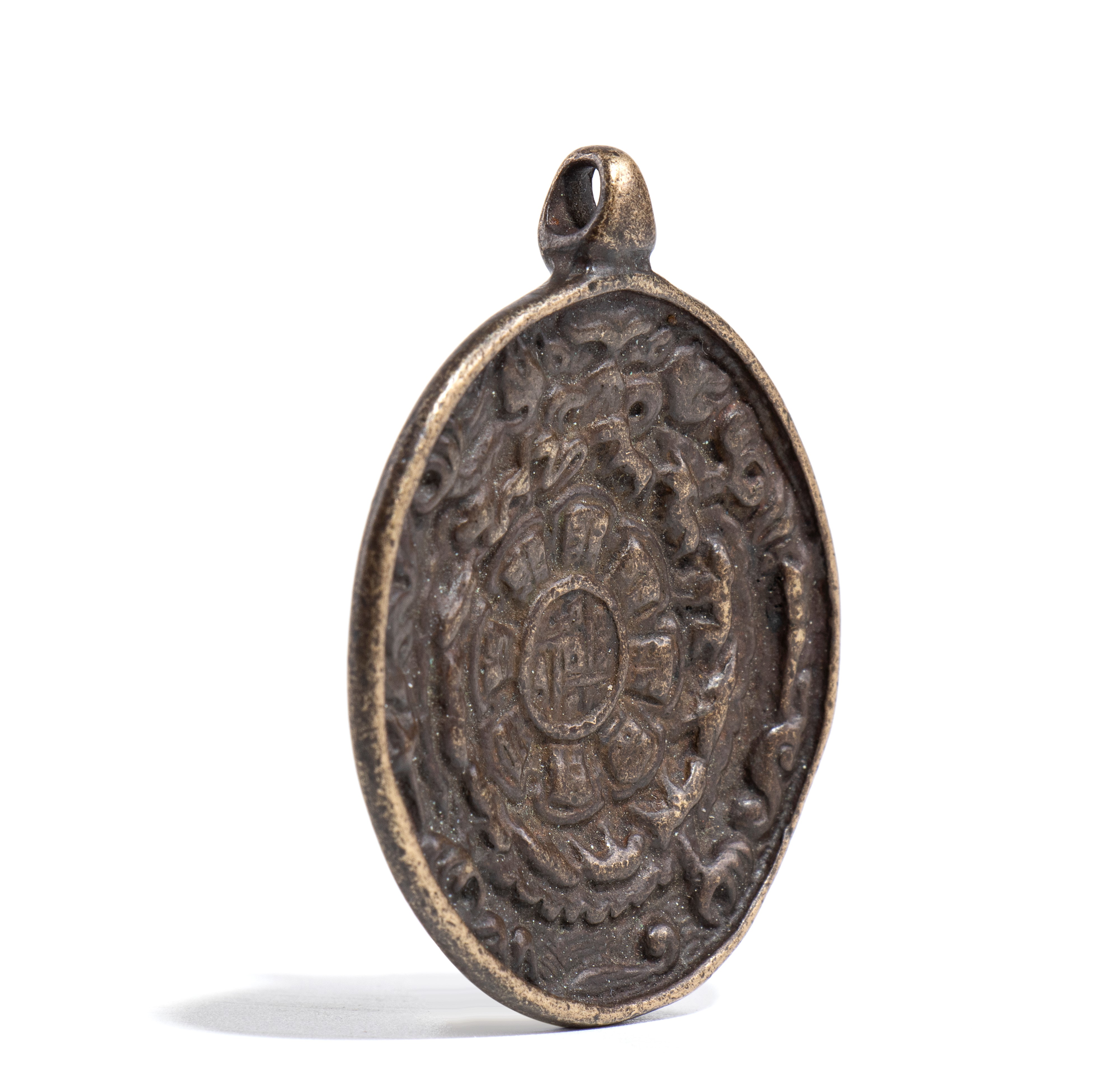 Ornamento pendente cinese in bronzo legato con decorazioni Bagua e Jiugong
