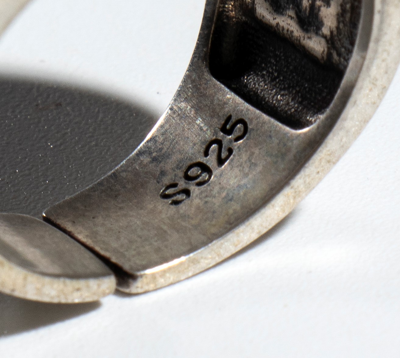 Anello con Vajra (Dorje), Cina