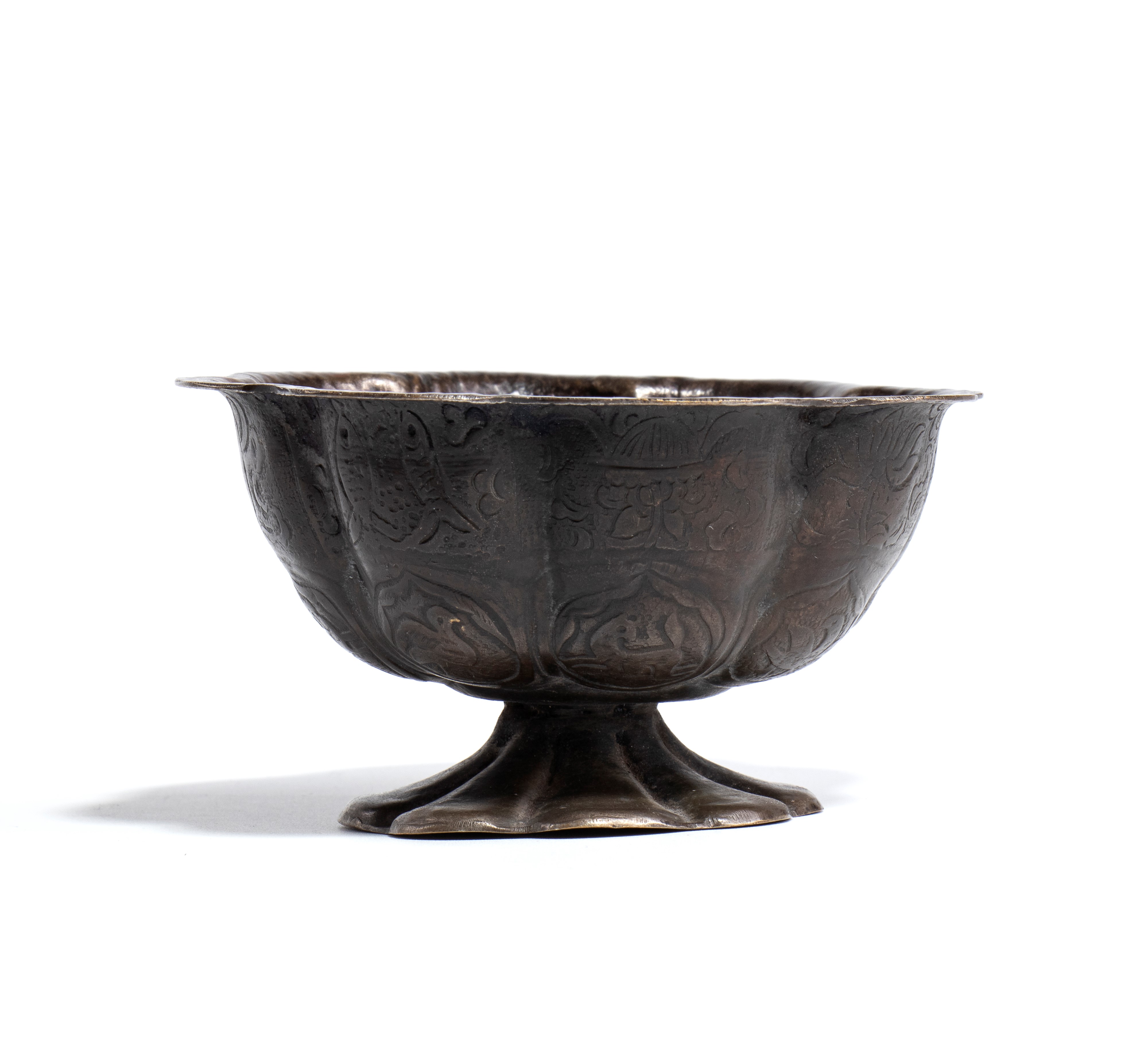 Ciotola per rituali buddisti, Cina, dinastia Qing, bronzo legato