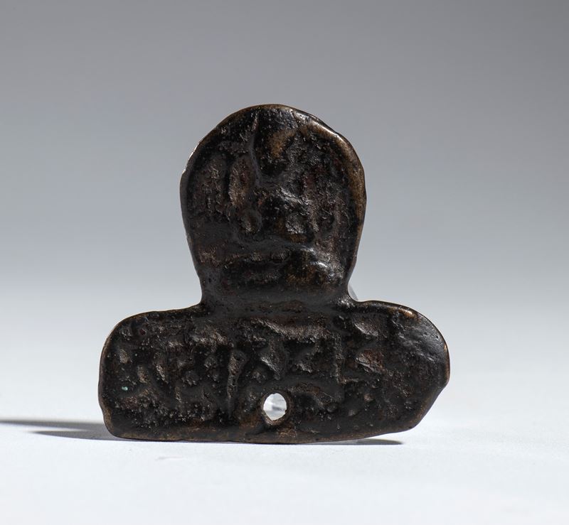 Amuleto buddista in bronzo legato, Cina