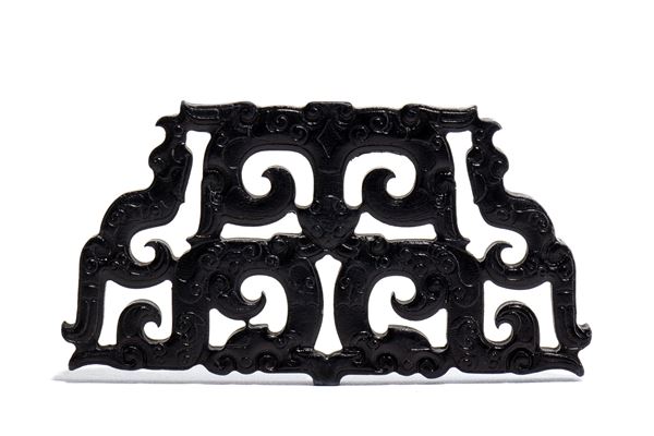 Placca in giada scura, Cina