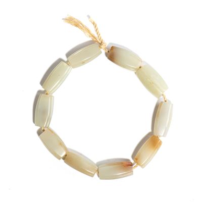 Collana in giada, Cina, fine dinastia Qing - periodo Repubblica, Diam. 19 cm