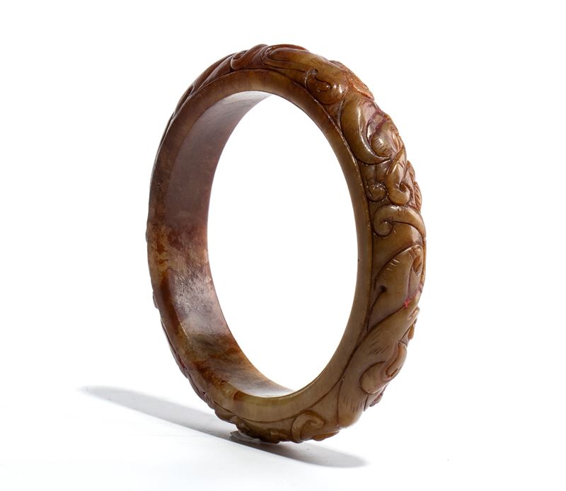 Bracciale in giada, Cina, incisione a forma di drago, fine dinastia Qing - periodo Repubblica