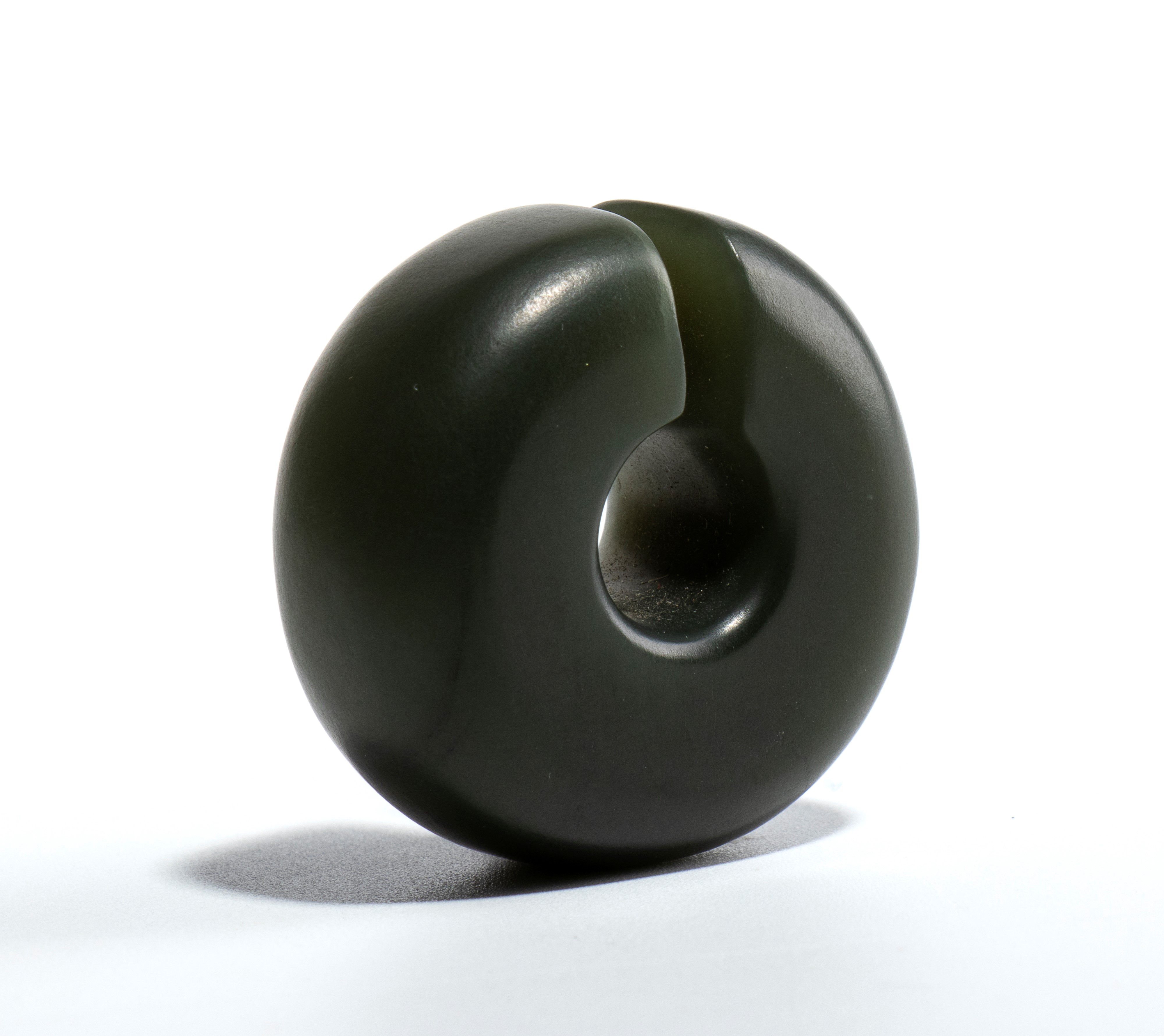 Raffinato cerchio di giada, Cina