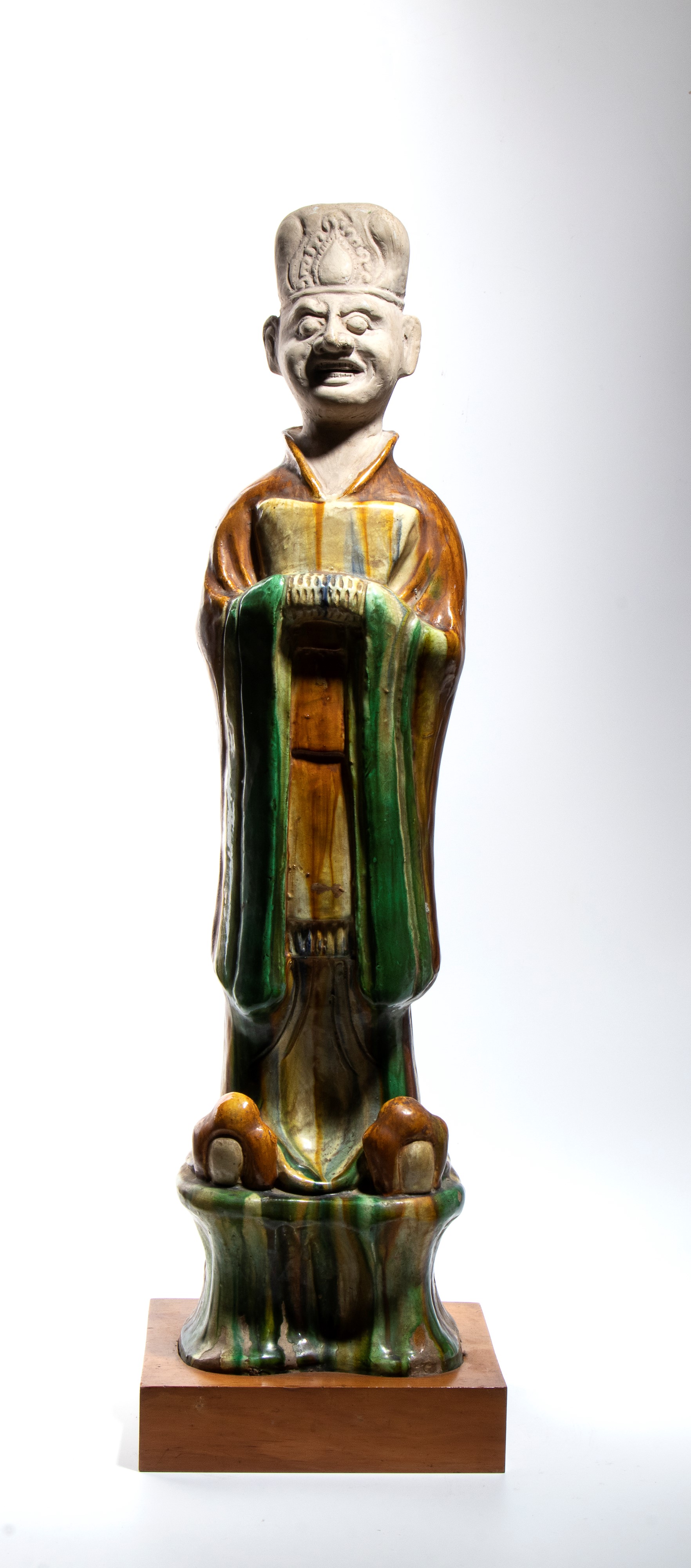 Grande coppia di figure in ceramica sancai, Cina