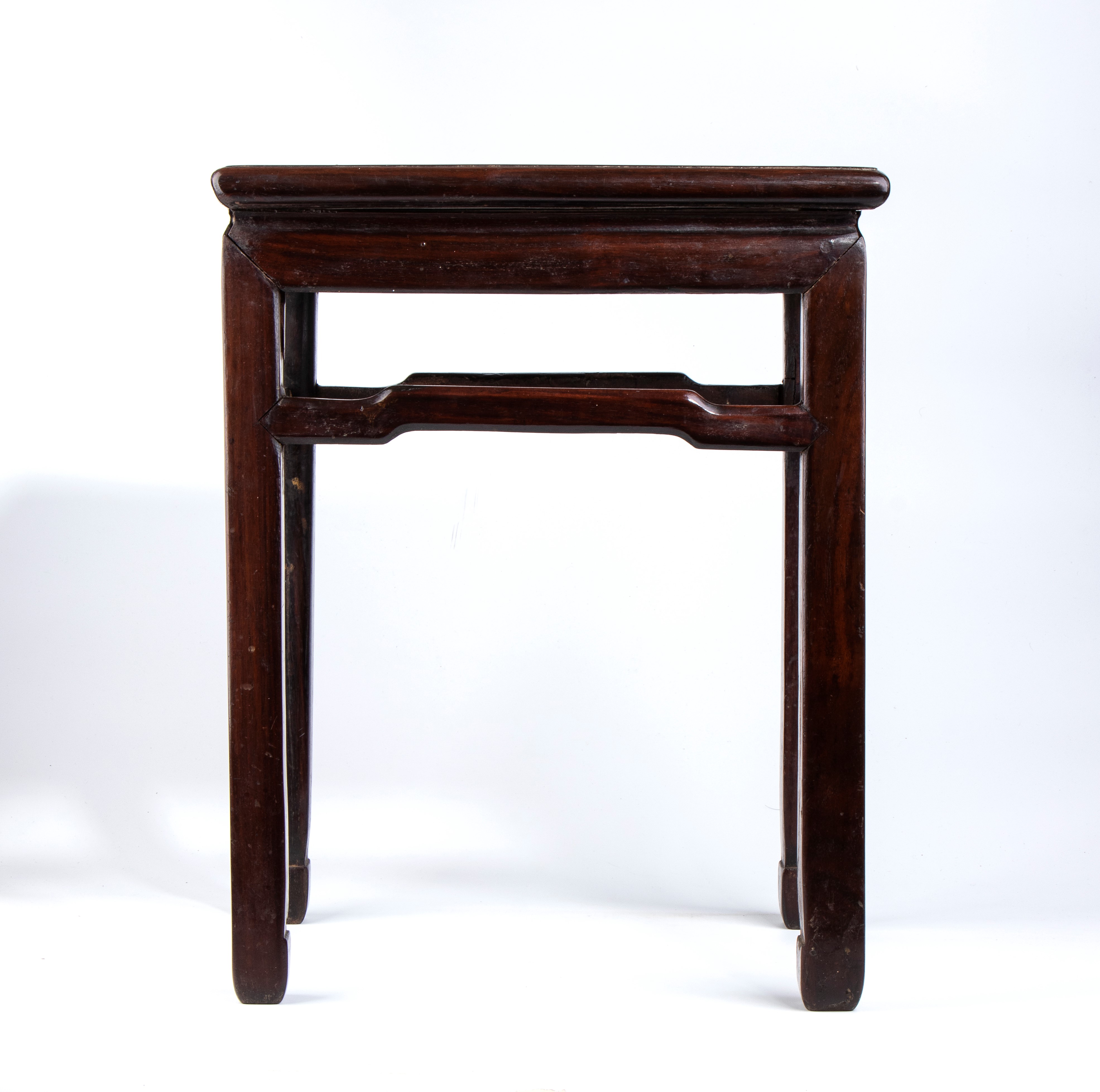 Tavolo in legno, Cina, Fine Dinastia Qing, 1900 circa