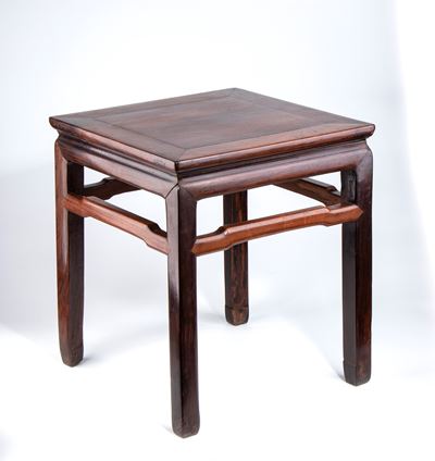 Tavolo in legno, Cina, Fine dinastia Qing, 1900 circa