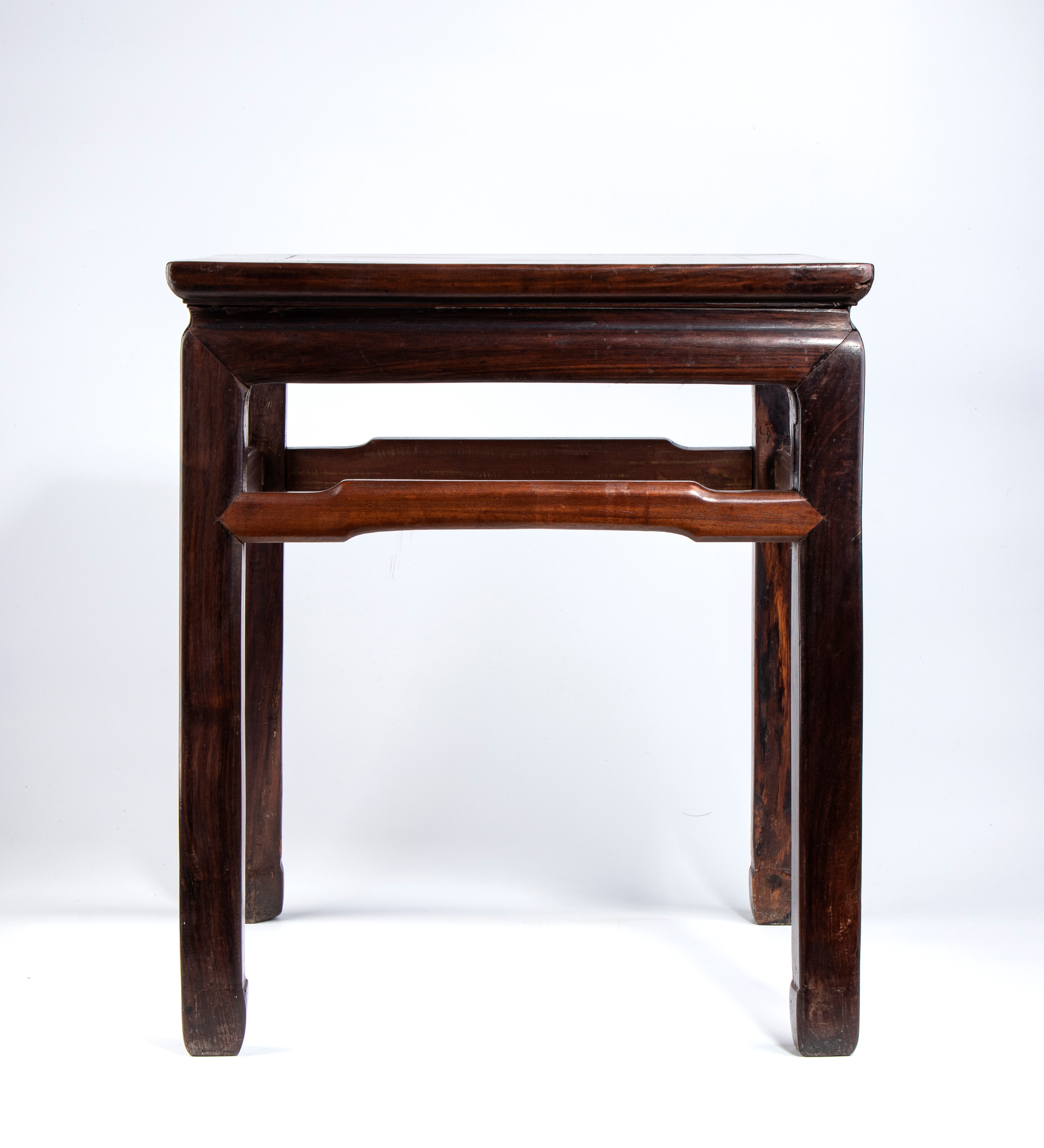 Tavolo in legno, Cina, Fine dinastia Qing, 1900 circa