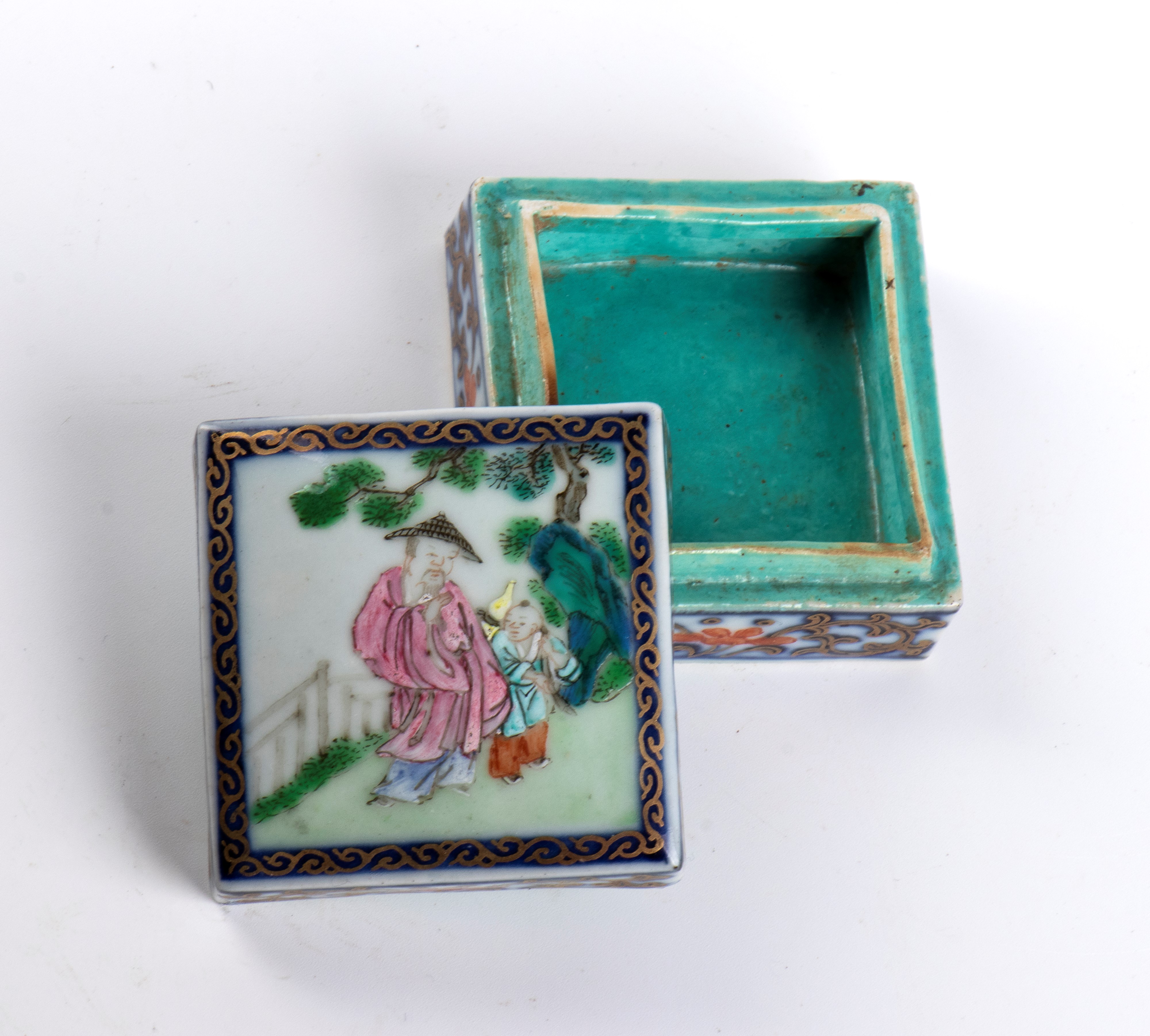 Una rara scatola in porcellana famiglia rosa, Cina