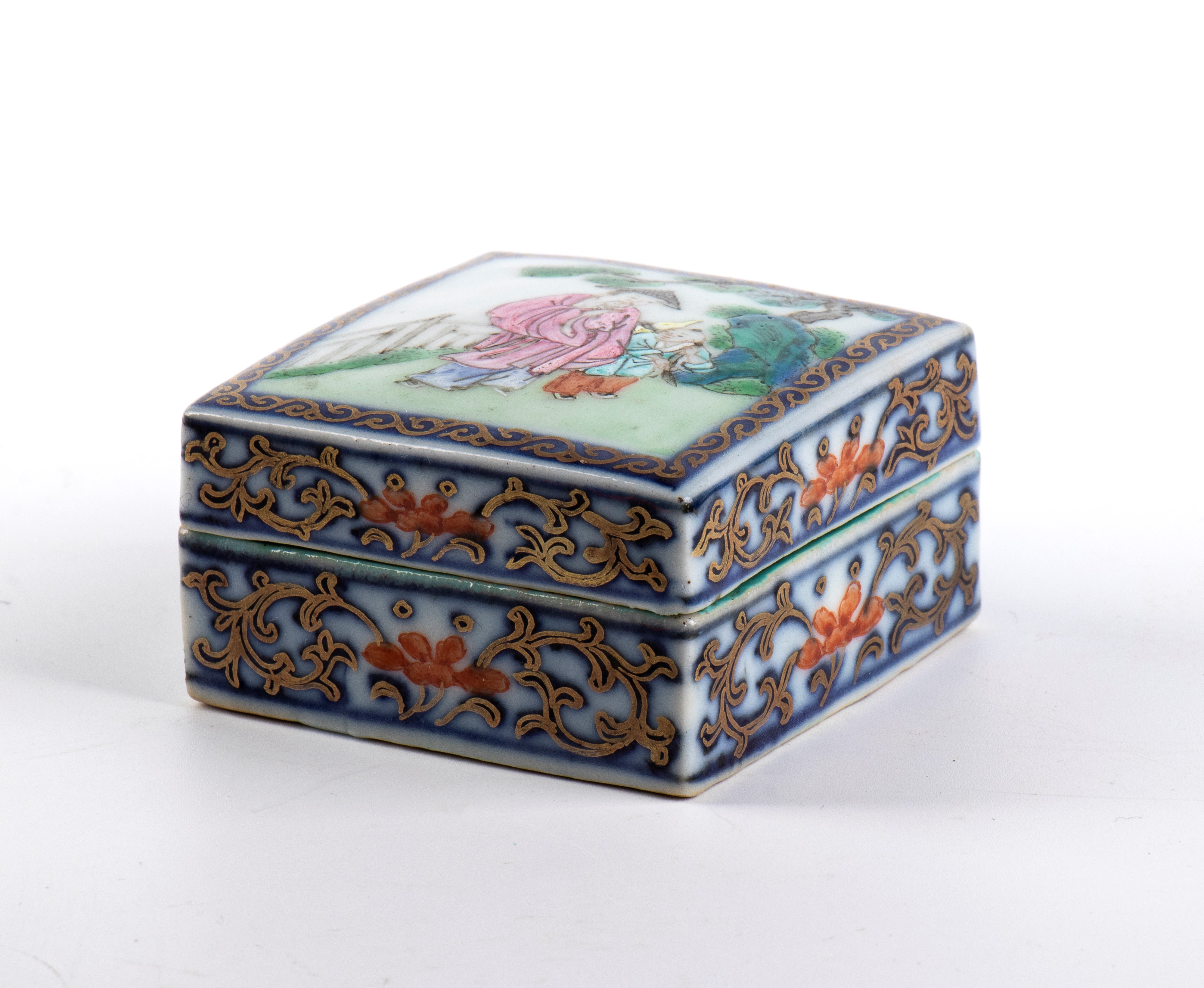 Una rara scatola in porcellana famiglia rosa, Cina