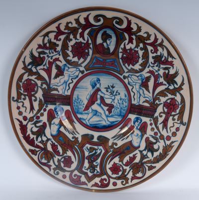 Piatto da pompa in ceramica policroma, ultimo quarto XIX secolo