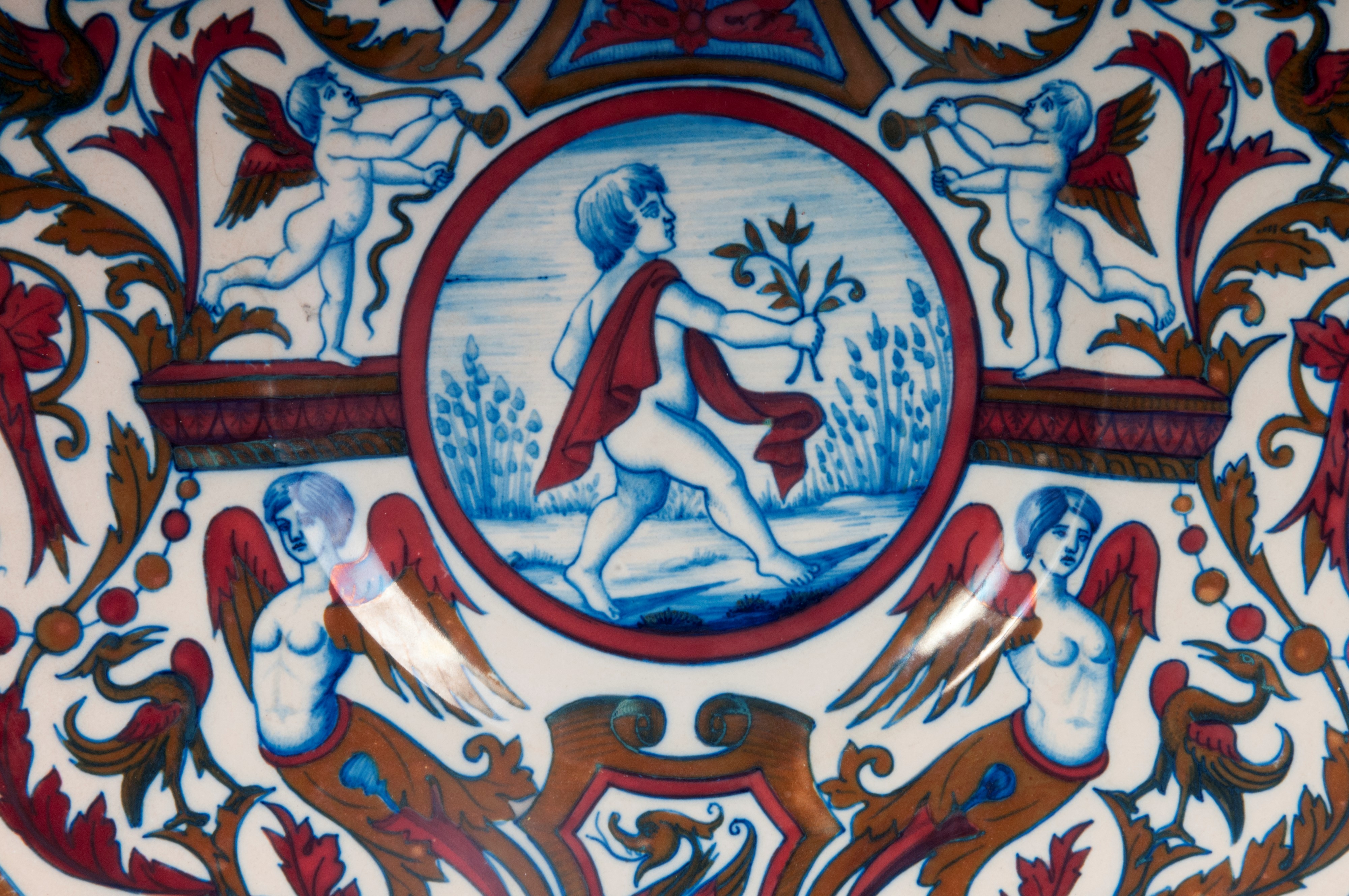 Paolo Rubboli - Piatto da pompa in ceramica policroma, ultimo quarto XIX secolo