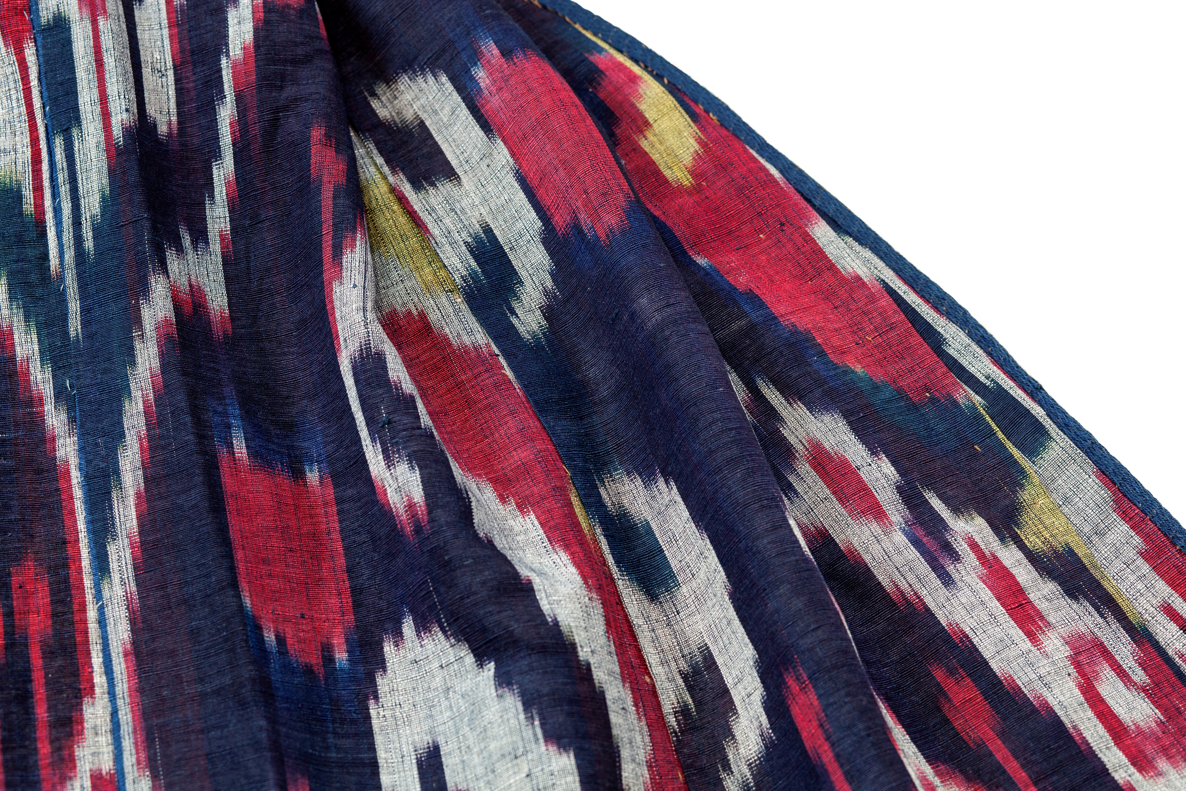 Abito Uzbeko 'Chapan', tessuto in cotone e seta con tecnica 'Ikat'