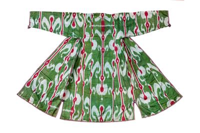 Abito Uzbeko 'Chapan', Tessuto in seta con tecnica 'Ikat', Prima metà XX secolo